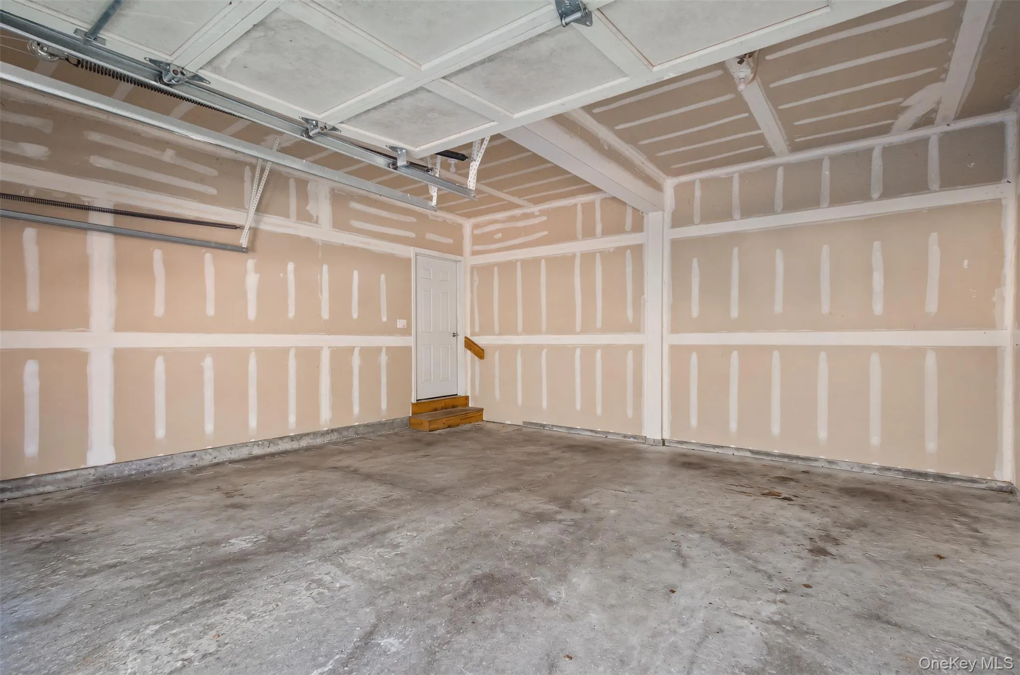 13 Horstead Court, Brookhaven, NY, 4 Bedrooms Bedrooms, 10 Rooms Rooms,2 BathroomsBathrooms,Residential,For Rent,Horstead,0,1066019 13 Horstead Court, Brookhaven, NY, 4 Bedrooms Bedrooms, 10 Rooms Rooms,2 BathroomsBathrooms,Residential,For Rent,Horstead,0,1066019