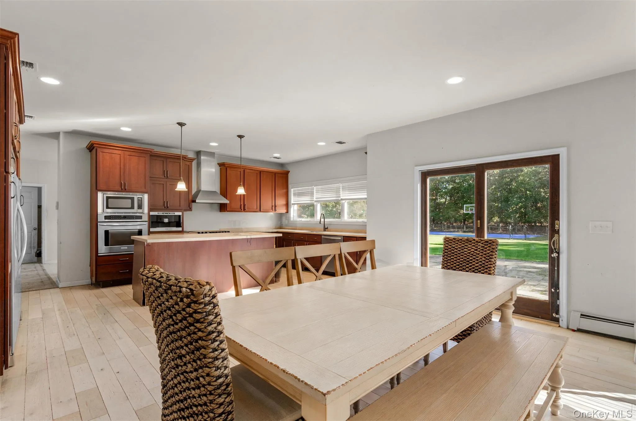 13 Horstead Court, Brookhaven, NY, 4 Bedrooms Bedrooms, 10 Rooms Rooms,2 BathroomsBathrooms,Residential,For Rent,Horstead,0,1066019 13 Horstead Court, Brookhaven, NY, 4 Bedrooms Bedrooms, 10 Rooms Rooms,2 BathroomsBathrooms,Residential,For Rent,Horstead,0,1066019