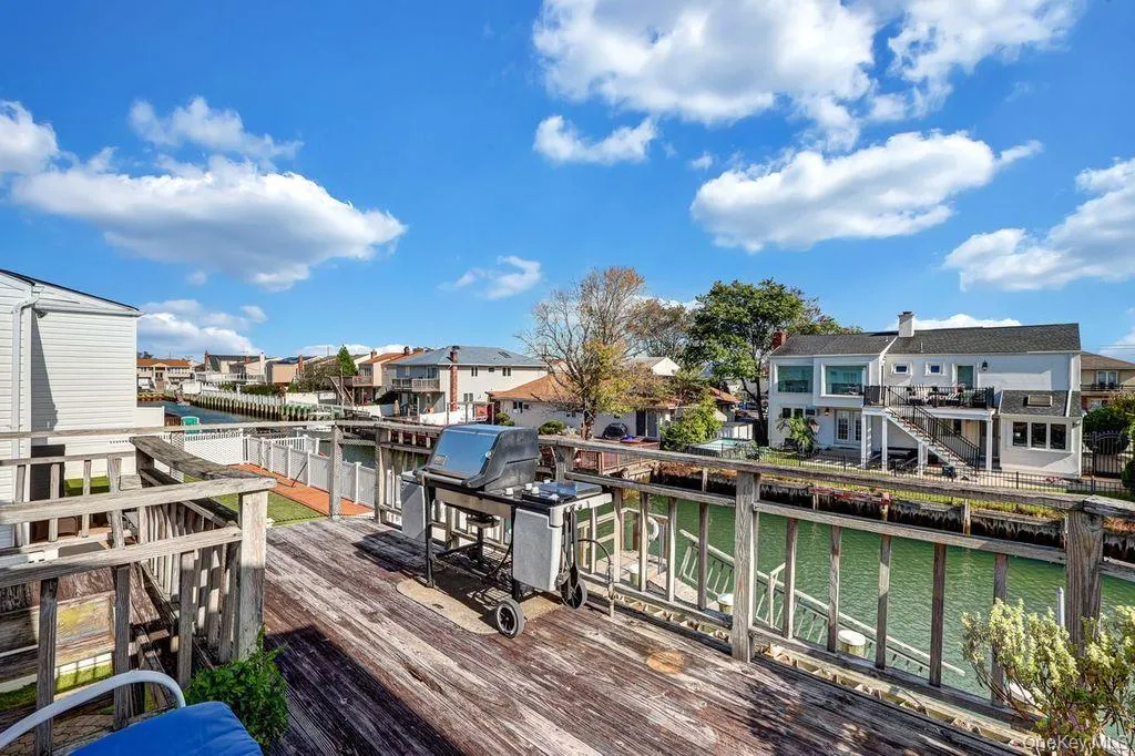 3727 Oceanside Road, Hempstead, NY, 4 Bedrooms Bedrooms, 3 Rooms Rooms,2 BathroomsBathrooms,Residential,For Rent,Oceanside,0,1066046 3727 Oceanside Road, Hempstead, NY, 4 Bedrooms Bedrooms, 3 Rooms Rooms,2 BathroomsBathrooms,Residential,For Rent,Oceanside,0,1066046