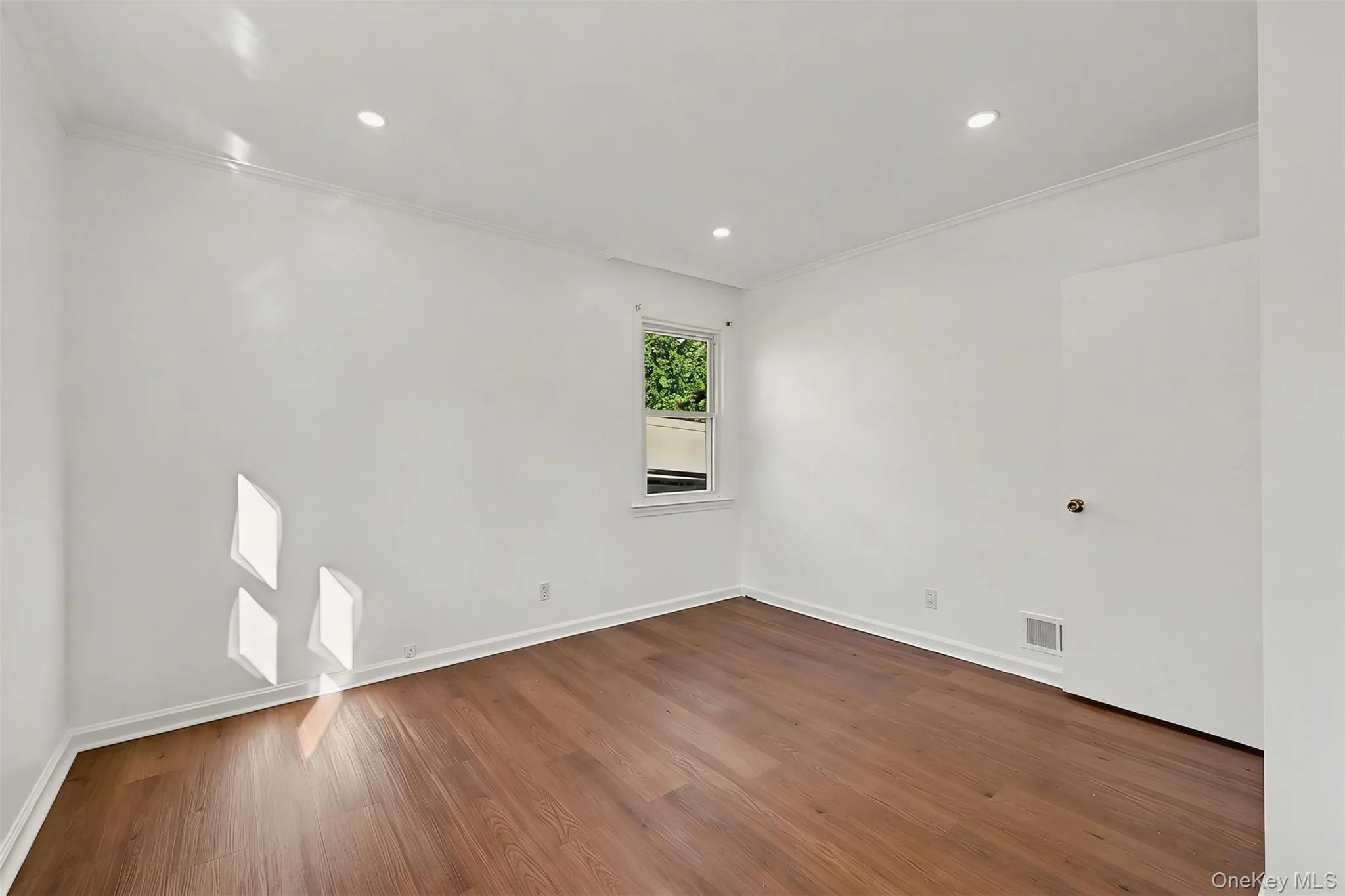 68 Brendon Hill Road, Scarsdale, NY , With , 3 Bedroom , and , 7 Room , 2 Bathroom , For , Residential Lease , For Rent , 1066097 , MLSID,1066097 68 Brendon Hill Road, Scarsdale, NY , With , 3 Bedroom , and , 7 Room , 2 Bathroom , For , Residential Lease , For Rent , 1066097 , MLSID,1066097