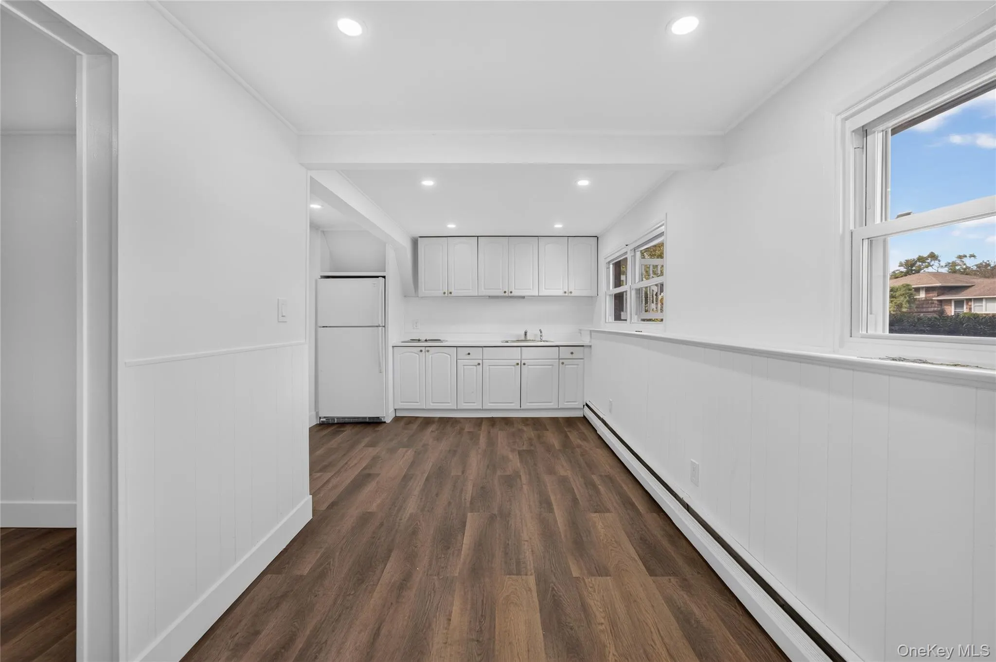 8 Whitebirch, Smithtown, NY, 4 Bedrooms Bedrooms, 10 Rooms Rooms,2 BathroomsBathrooms,Residential,For Rent,Whitebirch,0,1066102 8 Whitebirch, Smithtown, NY, 4 Bedrooms Bedrooms, 10 Rooms Rooms,2 BathroomsBathrooms,Residential,For Rent,Whitebirch,0,1066102