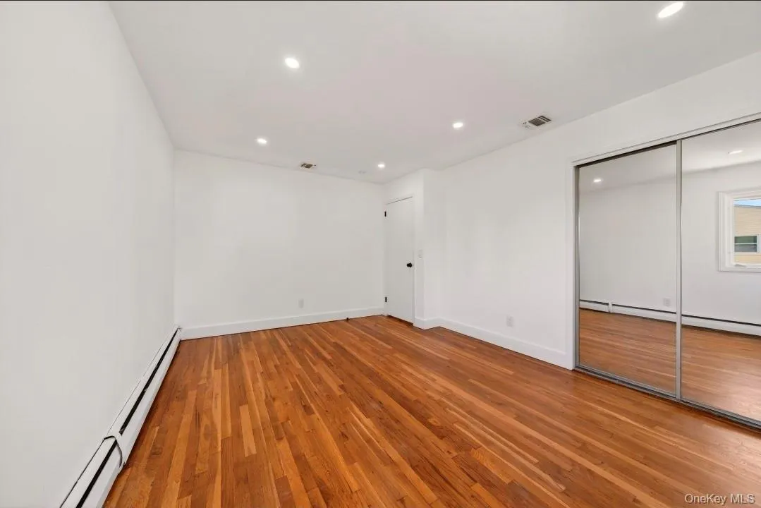 8 Whitebirch, Smithtown, NY, 4 Bedrooms Bedrooms, 10 Rooms Rooms,2 BathroomsBathrooms,Residential,For Rent,Whitebirch,0,1066102 8 Whitebirch, Smithtown, NY, 4 Bedrooms Bedrooms, 10 Rooms Rooms,2 BathroomsBathrooms,Residential,For Rent,Whitebirch,0,1066102