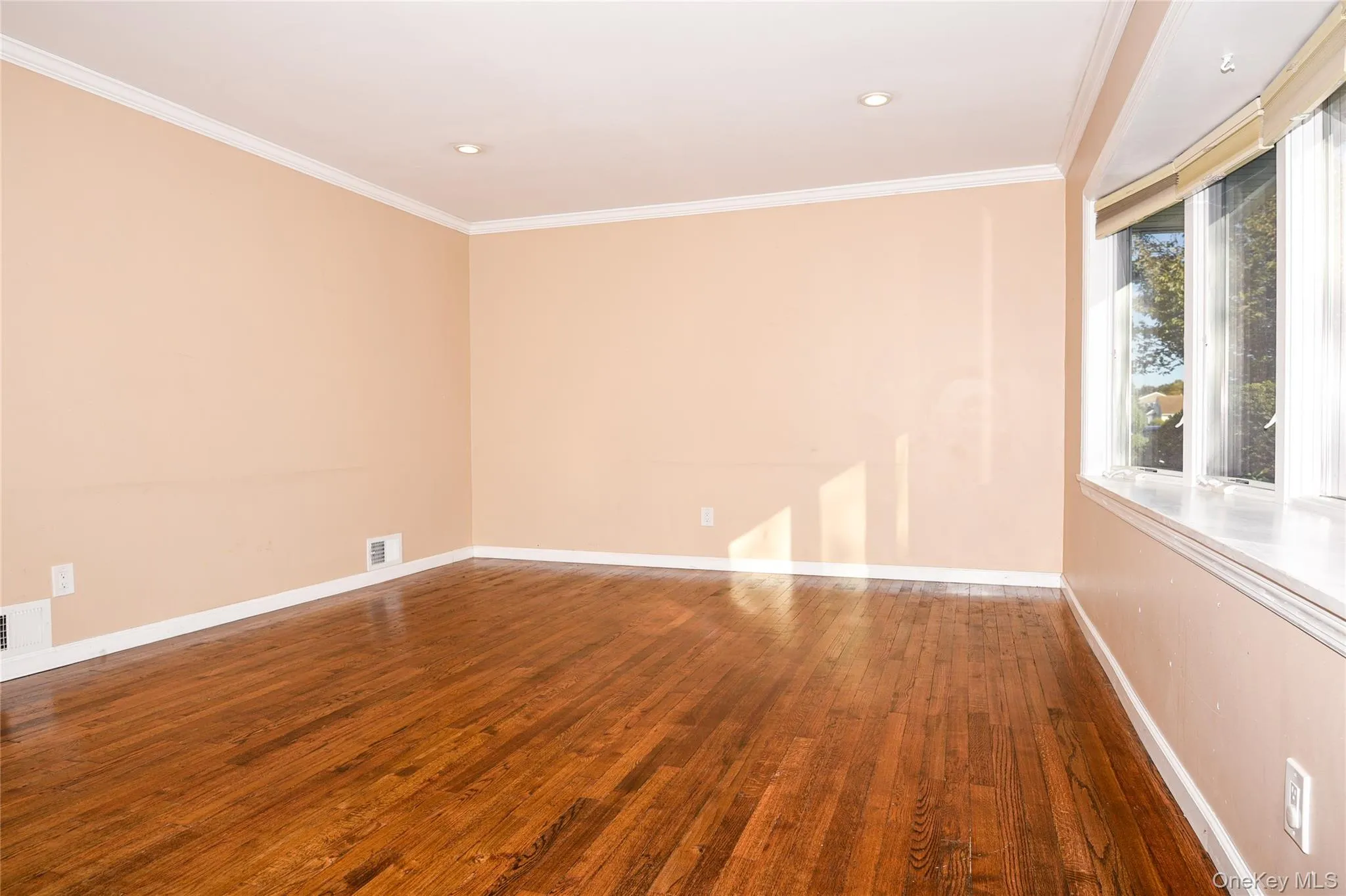 60 Vincent Road, Oyster Bay, NY, 3 Bedrooms Bedrooms, 6 Rooms Rooms,2 BathroomsBathrooms,Residential,For Rent,Vincent,0,1066112 60 Vincent Road, Oyster Bay, NY, 3 Bedrooms Bedrooms, 6 Rooms Rooms,2 BathroomsBathrooms,Residential,For Rent,Vincent,0,1066112