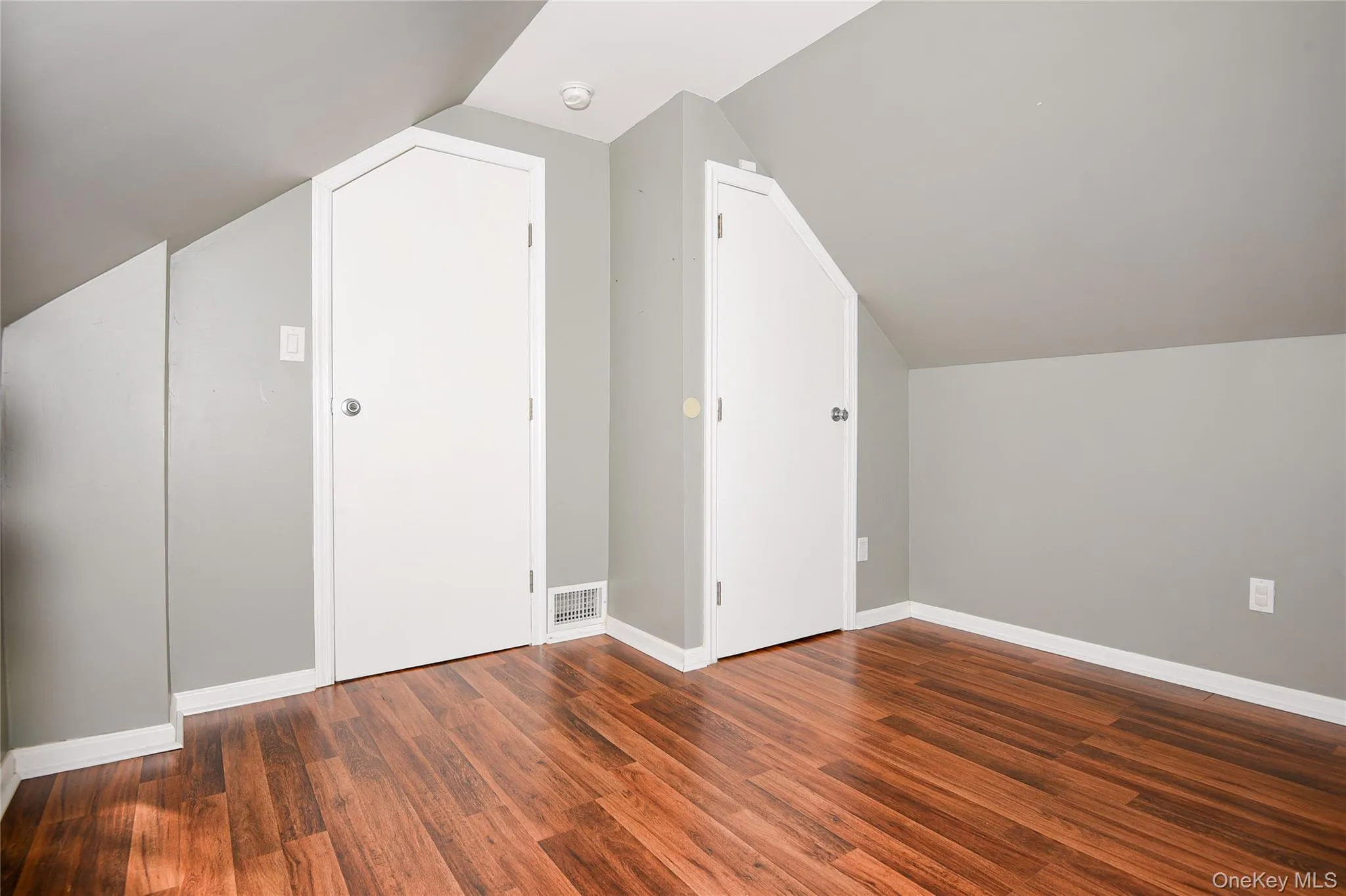 60 Vincent Road, Oyster Bay, NY, 3 Bedrooms Bedrooms, 6 Rooms Rooms,2 BathroomsBathrooms,Residential,For Rent,Vincent,0,1066112 60 Vincent Road, Oyster Bay, NY, 3 Bedrooms Bedrooms, 6 Rooms Rooms,2 BathroomsBathrooms,Residential,For Rent,Vincent,0,1066112