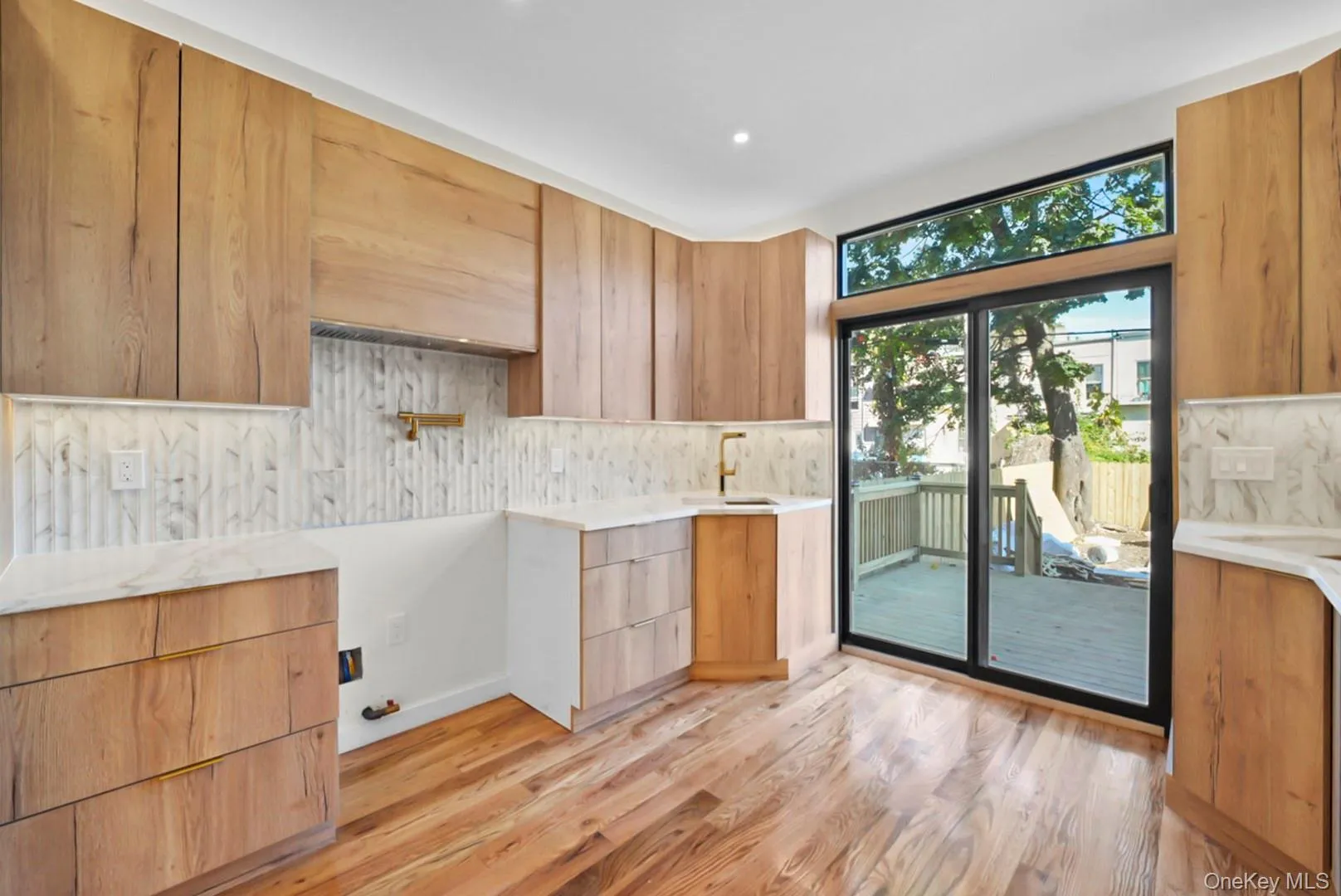 127 Crystal Street, New York, NY, 3 Bedrooms Bedrooms, 12 Rooms Rooms,3 BathroomsBathrooms,Residential,For Rent,Crystal,0,1066125 127 Crystal Street, New York, NY, 3 Bedrooms Bedrooms, 12 Rooms Rooms,3 BathroomsBathrooms,Residential,For Rent,Crystal,0,1066125