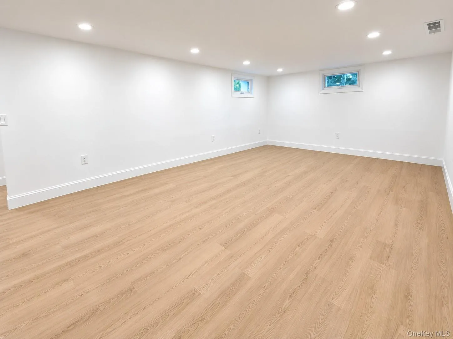 3483 Knight Street, Hempstead, NY, 4 Bedrooms Bedrooms, 11 Rooms Rooms,3 BathroomsBathrooms,Residential,For Rent,Knight,0,1066126 3483 Knight Street, Hempstead, NY, 4 Bedrooms Bedrooms, 11 Rooms Rooms,3 BathroomsBathrooms,Residential,For Rent,Knight,0,1066126