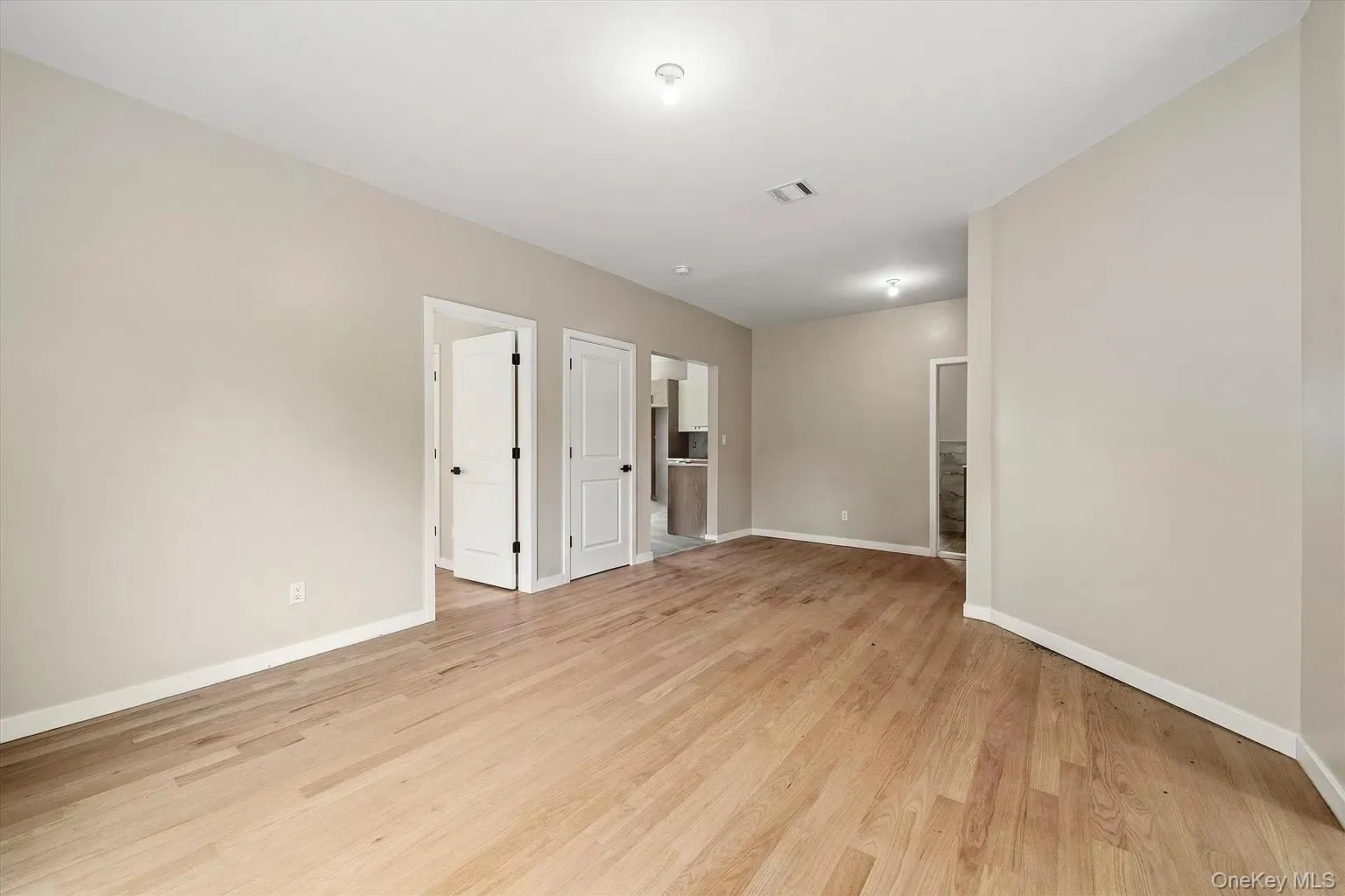 31 Wickham Avenue, Middletown, NY, 4 Bedrooms Bedrooms, 10 Rooms Rooms,3 BathroomsBathrooms,Residential Lease,For Rent,Wickham,0,1066138 31 Wickham Avenue, Middletown, NY, 4 Bedrooms Bedrooms, 10 Rooms Rooms,3 BathroomsBathrooms,Residential Lease,For Rent,Wickham,0,1066138