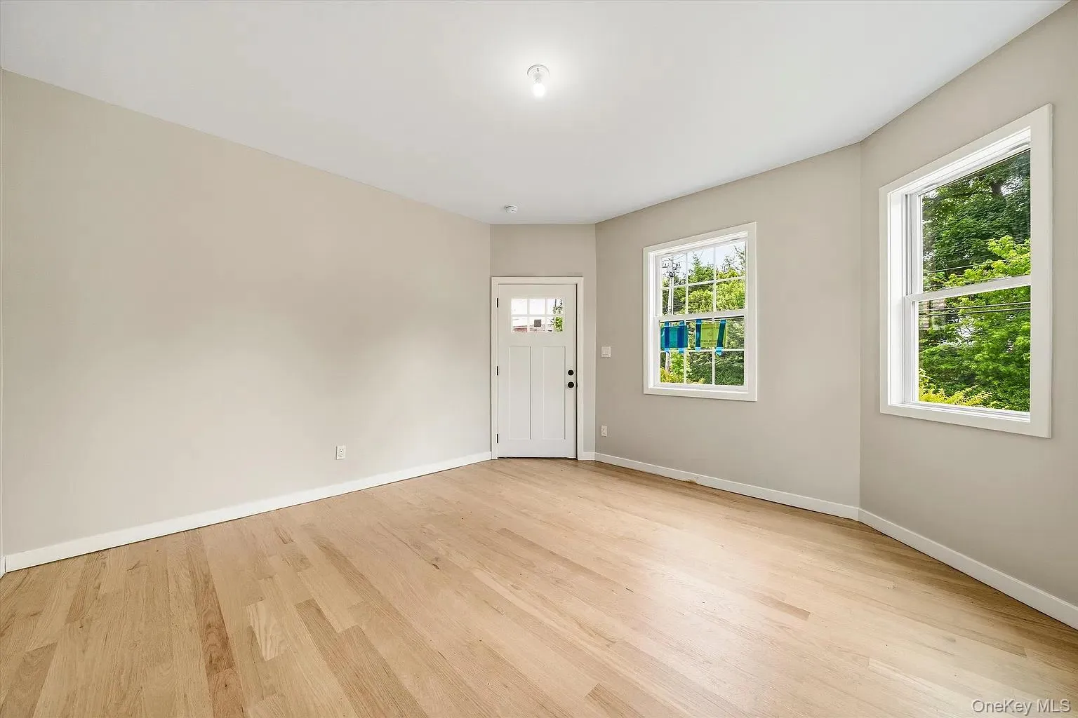 31 Wickham Avenue, Middletown, NY, 4 Bedrooms Bedrooms, 10 Rooms Rooms,3 BathroomsBathrooms,Residential Lease,For Rent,Wickham,0,1066138 31 Wickham Avenue, Middletown, NY, 4 Bedrooms Bedrooms, 10 Rooms Rooms,3 BathroomsBathrooms,Residential Lease,For Rent,Wickham,0,1066138