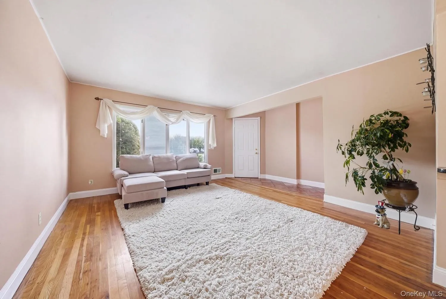 167 Morris Drive, Hempstead, NY, 3 Bedrooms Bedrooms, 7 Rooms Rooms,3 BathroomsBathrooms,Residential,For Rent,Morris,0,1066143 167 Morris Drive, Hempstead, NY, 3 Bedrooms Bedrooms, 7 Rooms Rooms,3 BathroomsBathrooms,Residential,For Rent,Morris,0,1066143