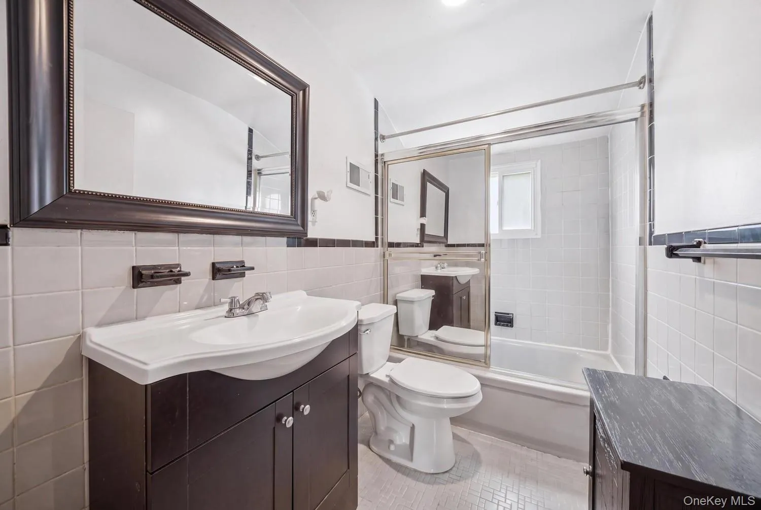 167 Morris Drive, Hempstead, NY, 3 Bedrooms Bedrooms, 7 Rooms Rooms,3 BathroomsBathrooms,Residential,For Rent,Morris,0,1066143 167 Morris Drive, Hempstead, NY, 3 Bedrooms Bedrooms, 7 Rooms Rooms,3 BathroomsBathrooms,Residential,For Rent,Morris,0,1066143