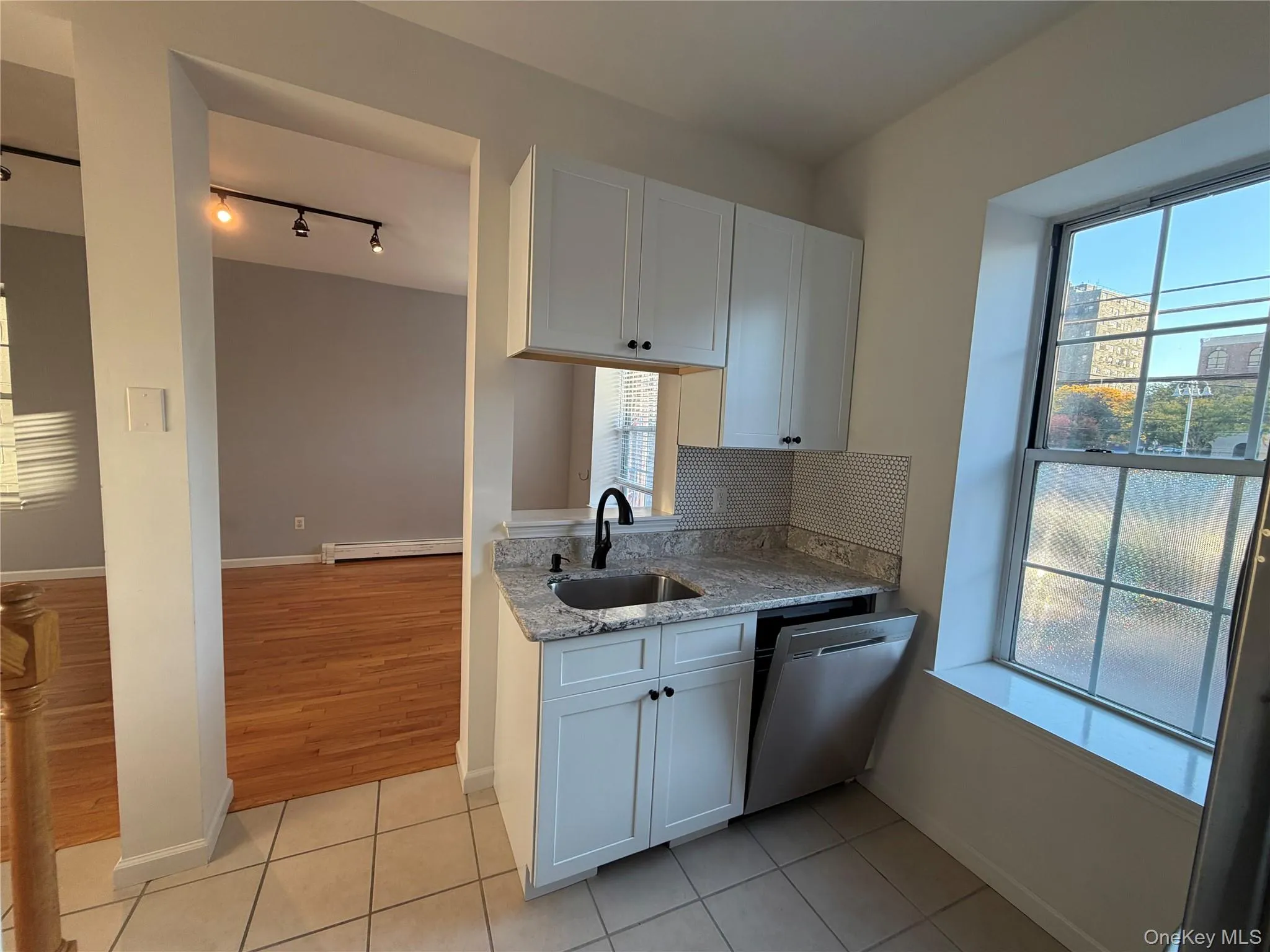 10 Clover Street, Poughkeepsie, NY, 3 Bedrooms Bedrooms, 5 Rooms Rooms,1 BathroomBathrooms,Residential Lease,For Rent,Clover,0,1066162 10 Clover Street, Poughkeepsie, NY, 3 Bedrooms Bedrooms, 5 Rooms Rooms,1 BathroomBathrooms,Residential Lease,For Rent,Clover,0,1066162