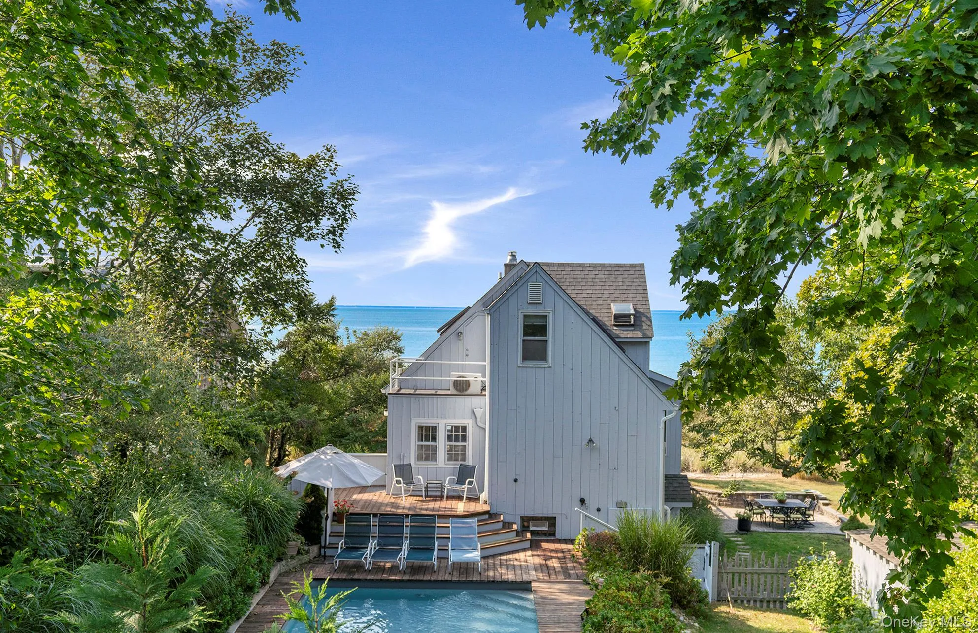 6 Gallatin Lane, East Hampton, New York 11937