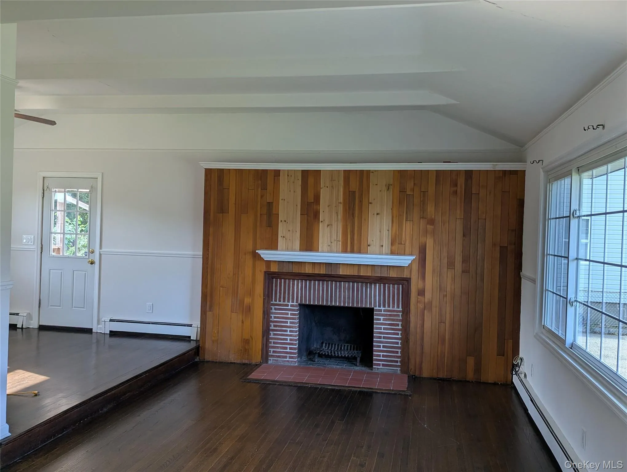 586 Little East Neck Road, Babylon, NY, 6 Bedrooms Bedrooms, 6 Rooms Rooms,1 BathroomBathrooms,Residential Lease,For Rent,Little East Neck Road,0,1066211 586 Little East Neck Road, Babylon, NY, 6 Bedrooms Bedrooms, 6 Rooms Rooms,1 BathroomBathrooms,Residential Lease,For Rent,Little East Neck Road,0,1066211