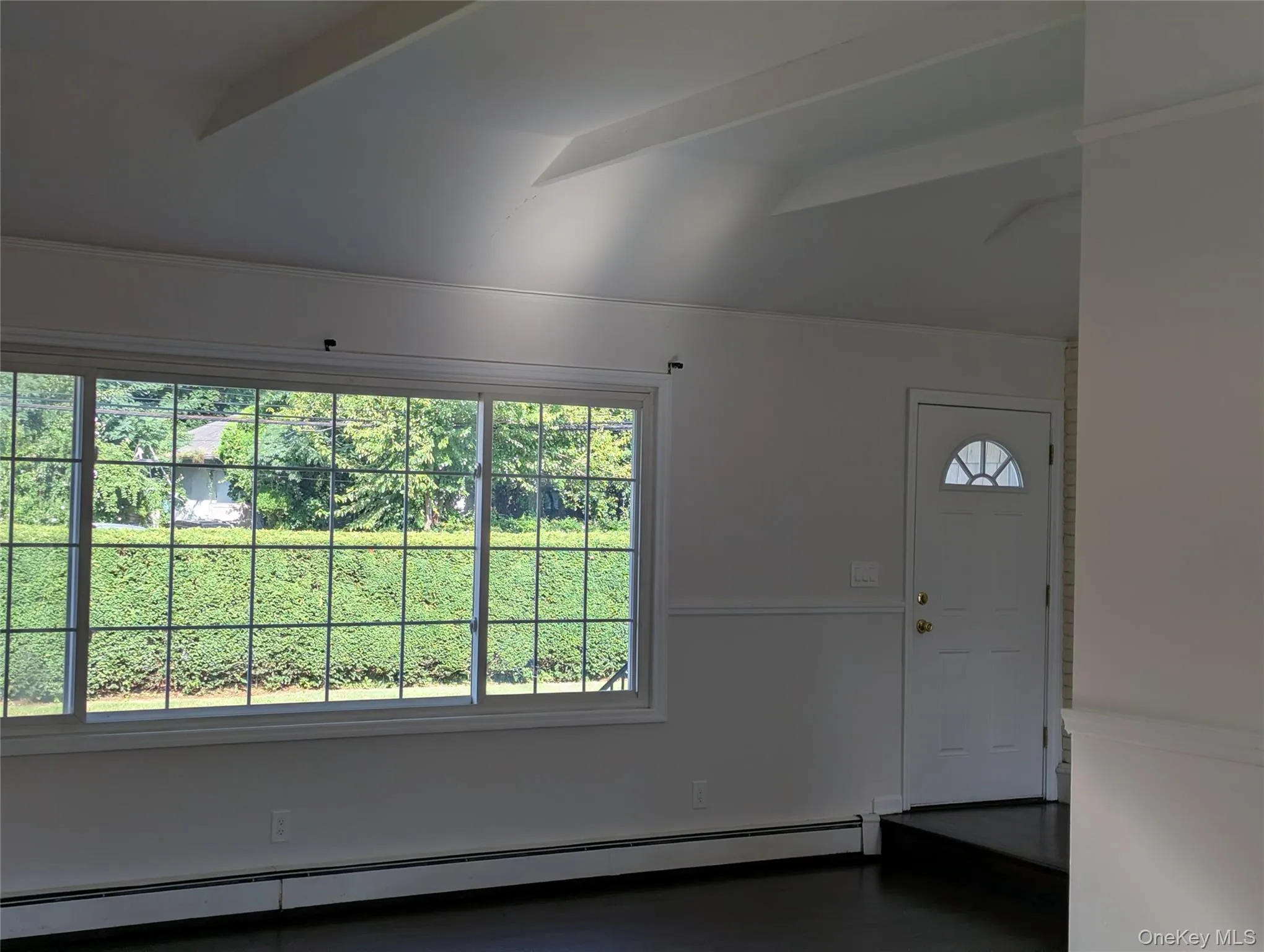 586 Little East Neck Road, Babylon, NY, 6 Bedrooms Bedrooms, 6 Rooms Rooms,1 BathroomBathrooms,Residential Lease,For Rent,Little East Neck Road,0,1066211 586 Little East Neck Road, Babylon, NY, 6 Bedrooms Bedrooms, 6 Rooms Rooms,1 BathroomBathrooms,Residential Lease,For Rent,Little East Neck Road,0,1066211