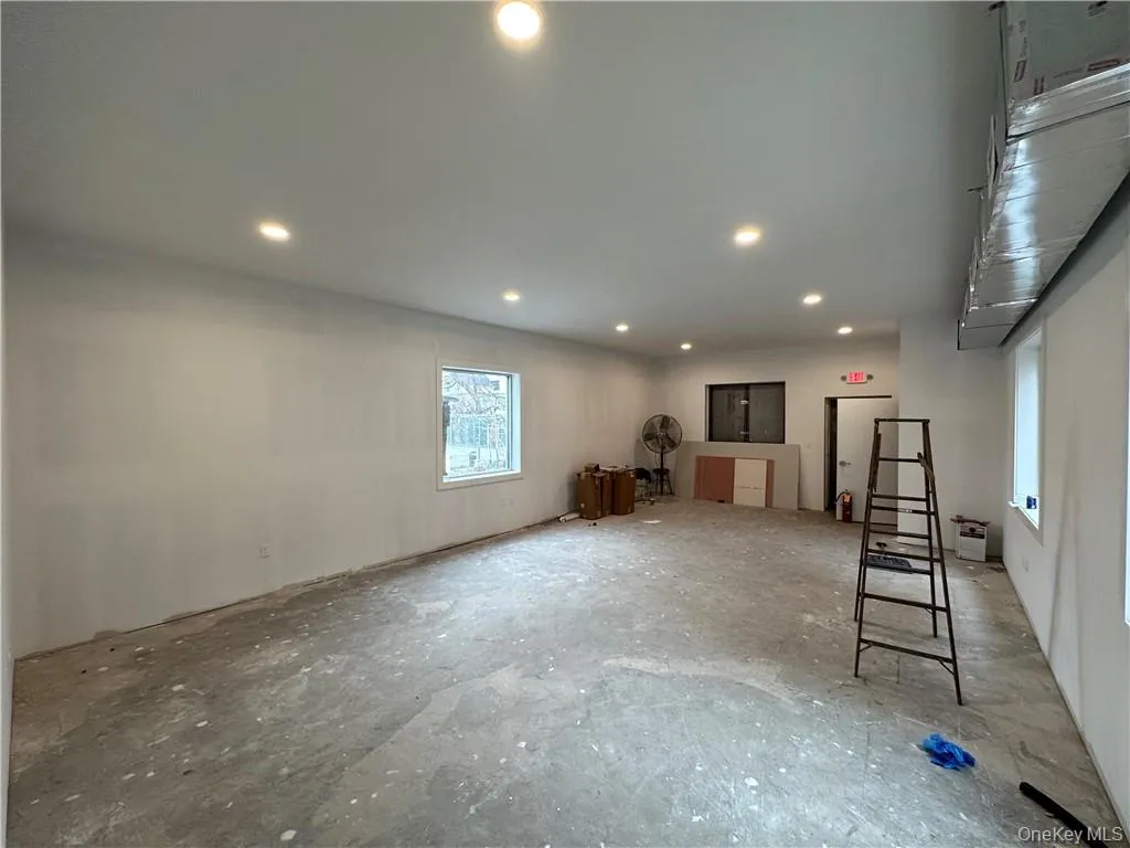 554 North Avenue, New Rochelle, NY , With , and , For , Commercial Lease , For Rent , 1066220 , MLSID,1066220 554 North Avenue, New Rochelle, NY , With , and , For , Commercial Lease , For Rent , 1066220 , MLSID,1066220