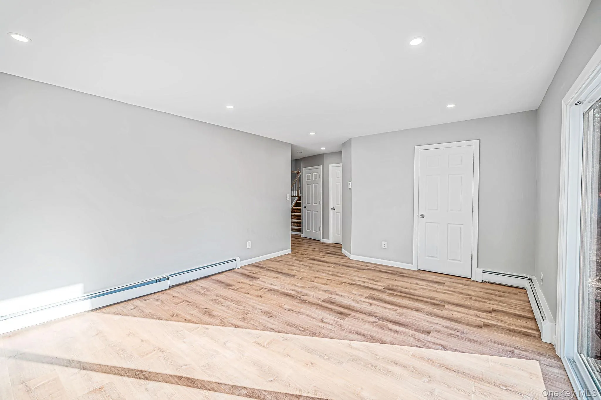 10 Starling Court, Brookhaven, NY, 4 Bedrooms Bedrooms, 8 Rooms Rooms,2 BathroomsBathrooms,Residential,For Rent,Starling,0,1066226 10 Starling Court, Brookhaven, NY, 4 Bedrooms Bedrooms, 8 Rooms Rooms,2 BathroomsBathrooms,Residential,For Rent,Starling,0,1066226