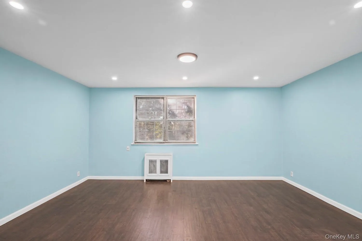 7813 Park Drive, New York, NY, 2 Bedrooms Bedrooms, 4 Rooms Rooms,1 BathroomBathrooms,Residential,For Rent,Park,0,1066236 7813 Park Drive, New York, NY, 2 Bedrooms Bedrooms, 4 Rooms Rooms,1 BathroomBathrooms,Residential,For Rent,Park,0,1066236