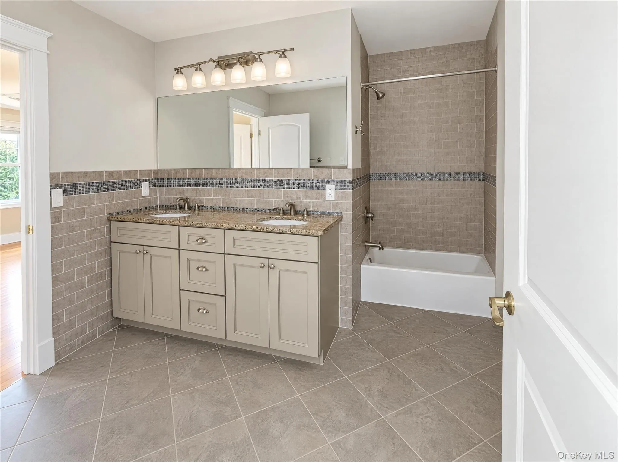 84 Maple Avenue, Fishkill, NY, 4 Bedrooms Bedrooms, 9 Rooms Rooms,4 BathroomsBathrooms,Residential,For Rent,Maple,0,1066292 84 Maple Avenue, Fishkill, NY, 4 Bedrooms Bedrooms, 9 Rooms Rooms,4 BathroomsBathrooms,Residential,For Rent,Maple,0,1066292