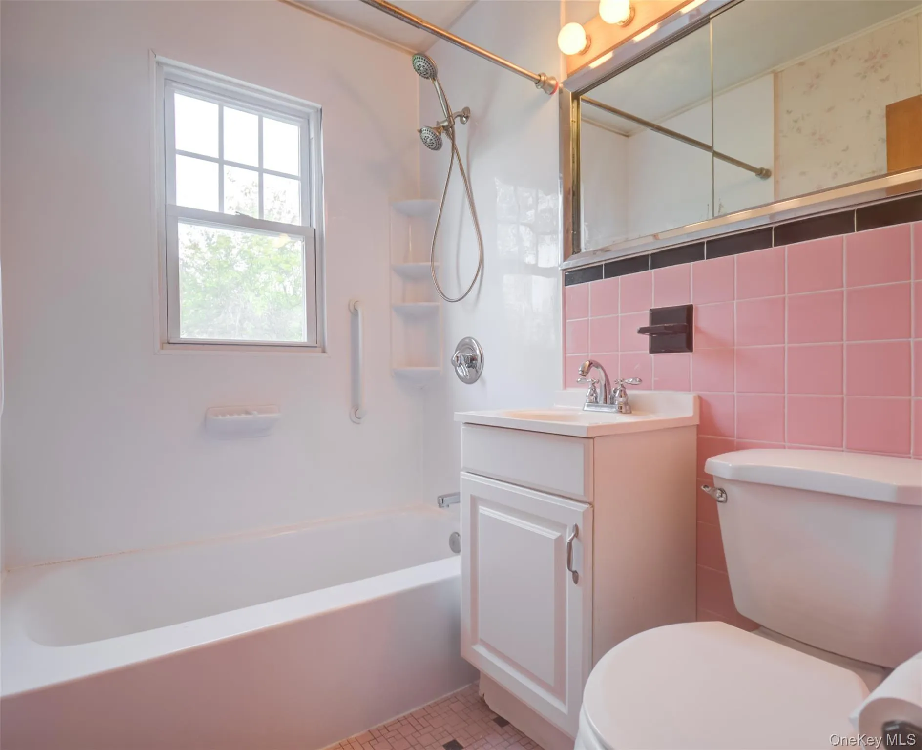 125 Jackson Street, Fishkill, NY, 2 Bedrooms Bedrooms, 4 Rooms Rooms,1 BathroomBathrooms,Residential,For Rent,Jackson,0,1066306 125 Jackson Street, Fishkill, NY, 2 Bedrooms Bedrooms, 4 Rooms Rooms,1 BathroomBathrooms,Residential,For Rent,Jackson,0,1066306