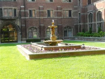 Fountain in courtyard Fountain in courtyard