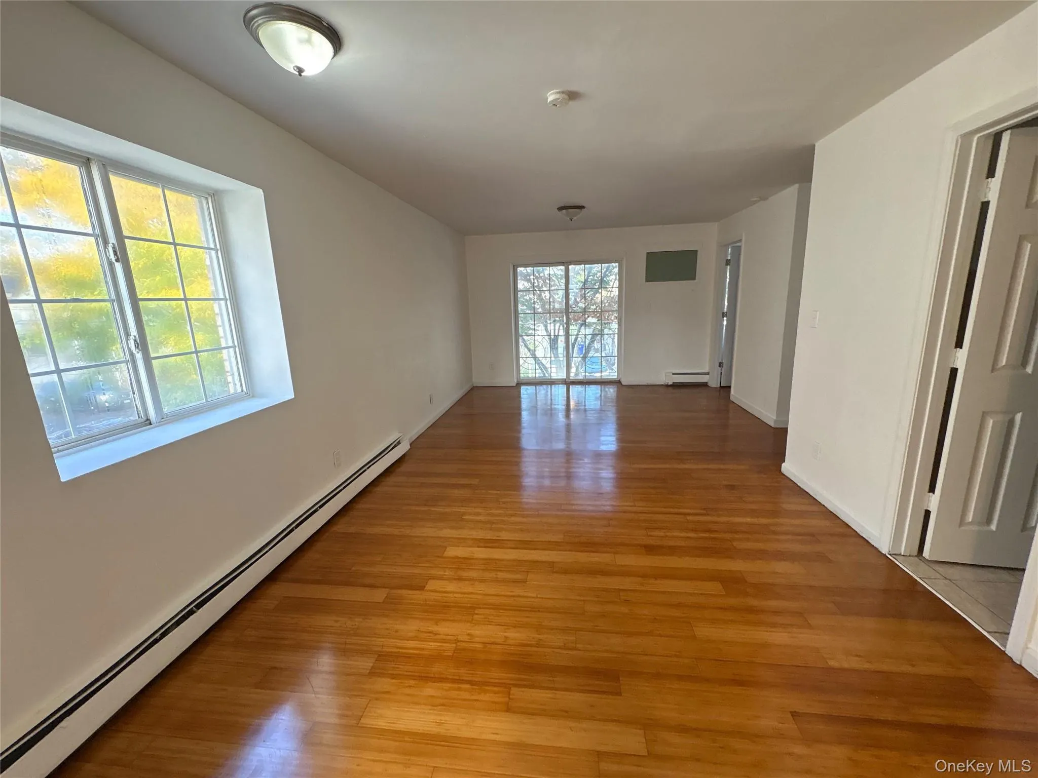 9082 180th Street, New York, NY, 4 Bedrooms Bedrooms, 10 Rooms Rooms,2 BathroomsBathrooms,Residential Lease,For Rent,180th,0,1066340 9082 180th Street, New York, NY, 4 Bedrooms Bedrooms, 10 Rooms Rooms,2 BathroomsBathrooms,Residential Lease,For Rent,180th,0,1066340