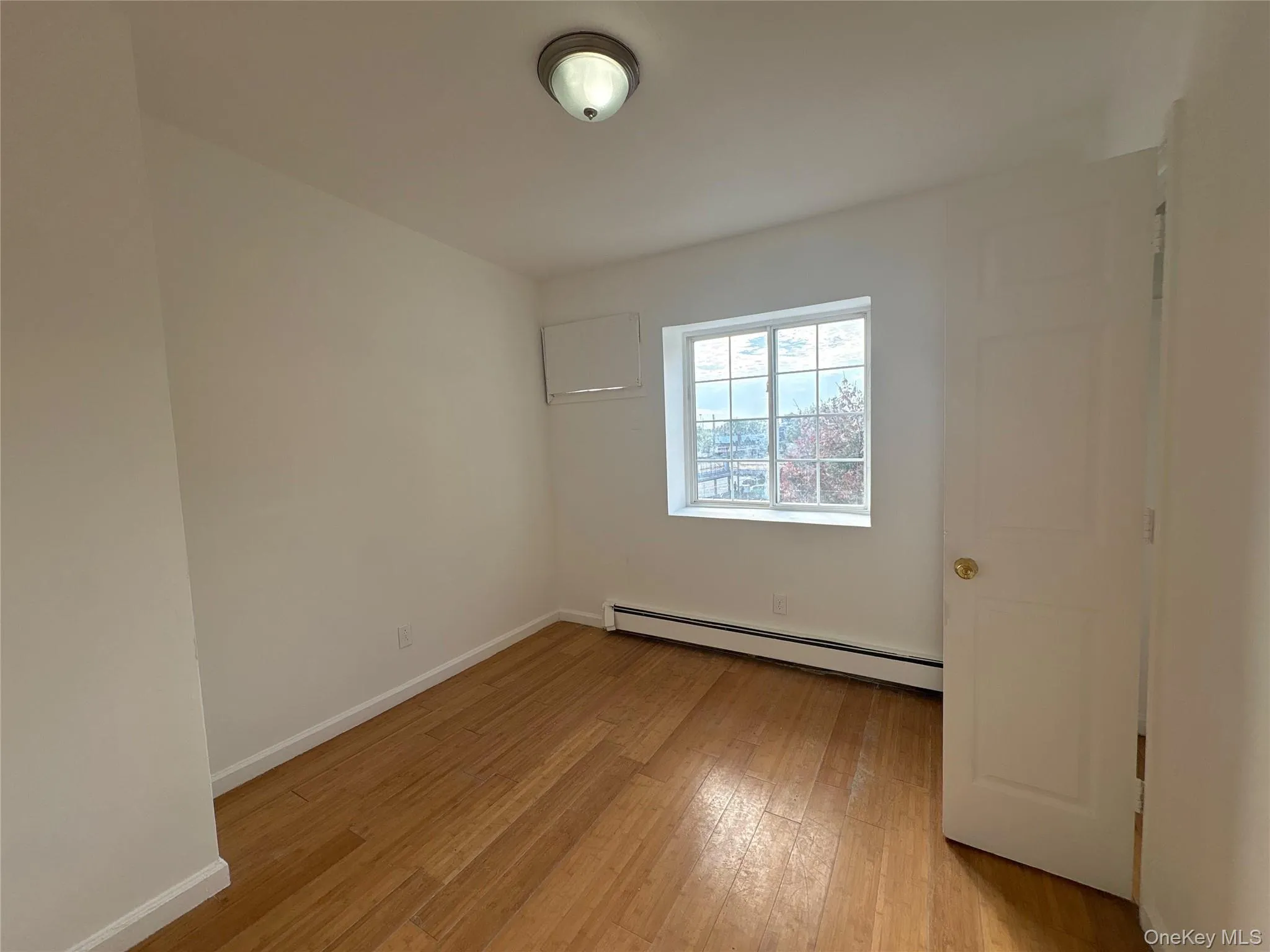 9082 180th Street, New York, NY, 4 Bedrooms Bedrooms, 10 Rooms Rooms,2 BathroomsBathrooms,Residential Lease,For Rent,180th,0,1066340 9082 180th Street, New York, NY, 4 Bedrooms Bedrooms, 10 Rooms Rooms,2 BathroomsBathrooms,Residential Lease,For Rent,180th,0,1066340