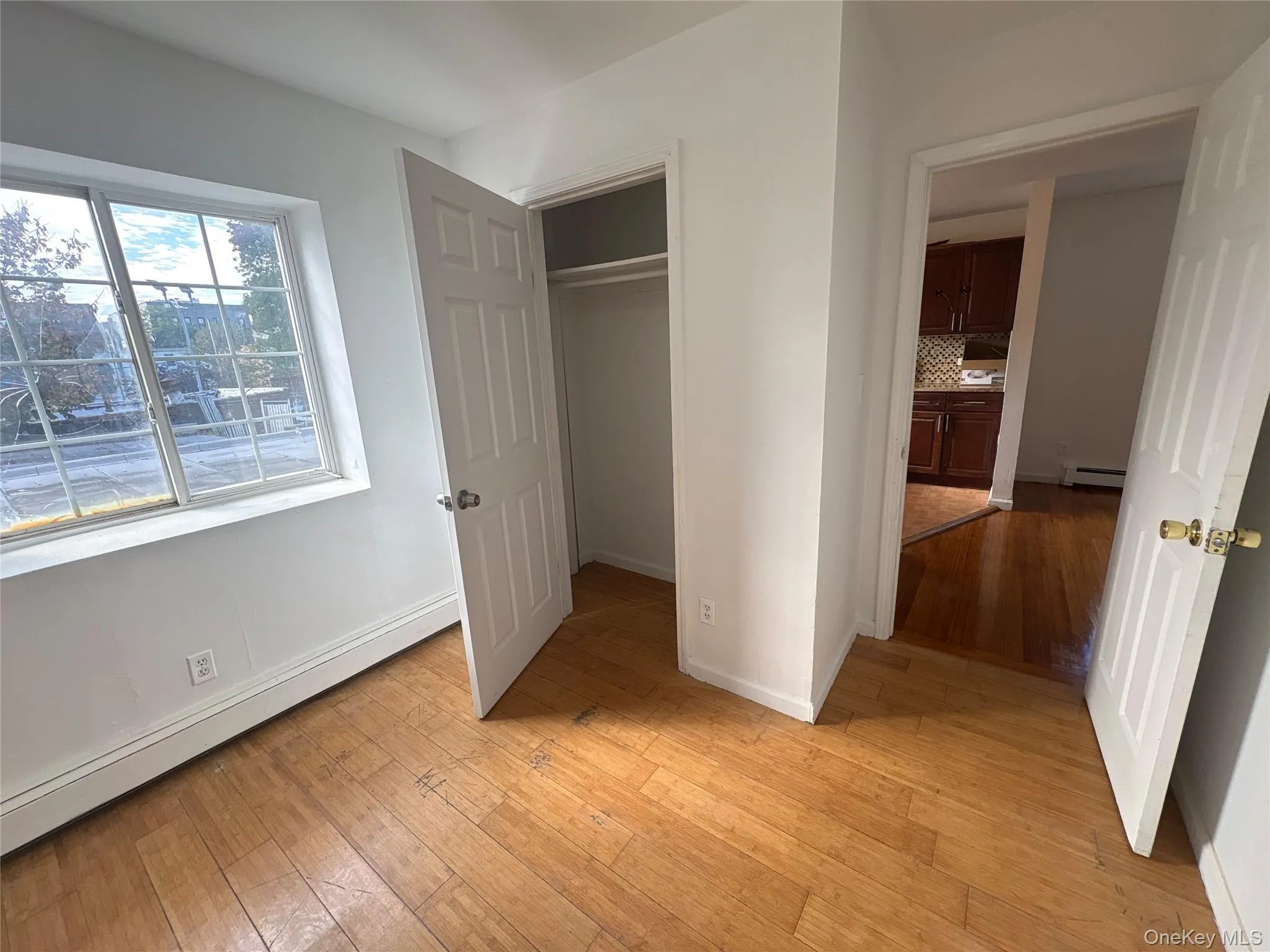 9082 180th Street, New York, NY, 4 Bedrooms Bedrooms, 10 Rooms Rooms,2 BathroomsBathrooms,Residential Lease,For Rent,180th,0,1066340 9082 180th Street, New York, NY, 4 Bedrooms Bedrooms, 10 Rooms Rooms,2 BathroomsBathrooms,Residential Lease,For Rent,180th,0,1066340