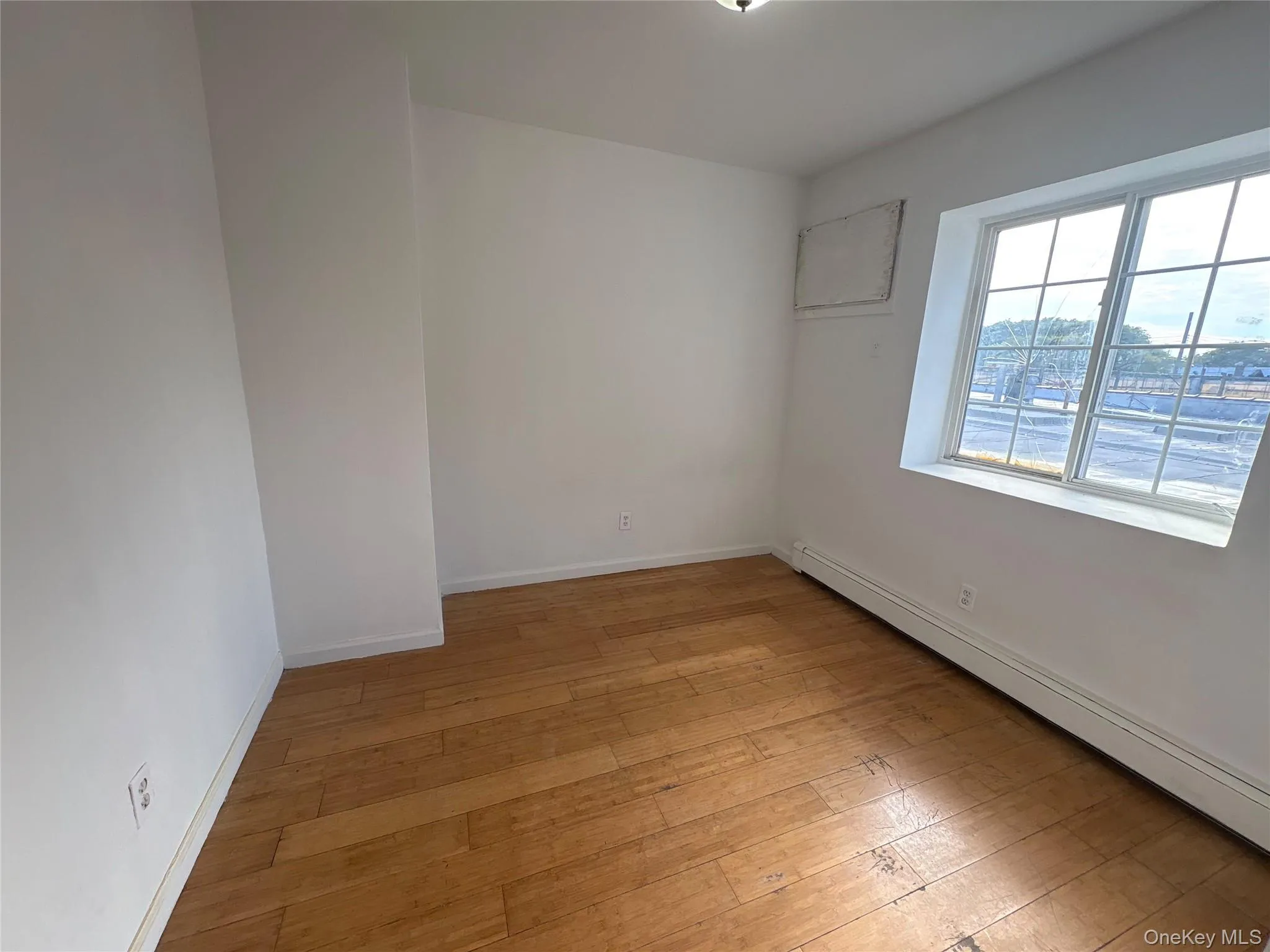 9082 180th Street, New York, NY, 4 Bedrooms Bedrooms, 10 Rooms Rooms,2 BathroomsBathrooms,Residential Lease,For Rent,180th,0,1066340 9082 180th Street, New York, NY, 4 Bedrooms Bedrooms, 10 Rooms Rooms,2 BathroomsBathrooms,Residential Lease,For Rent,180th,0,1066340