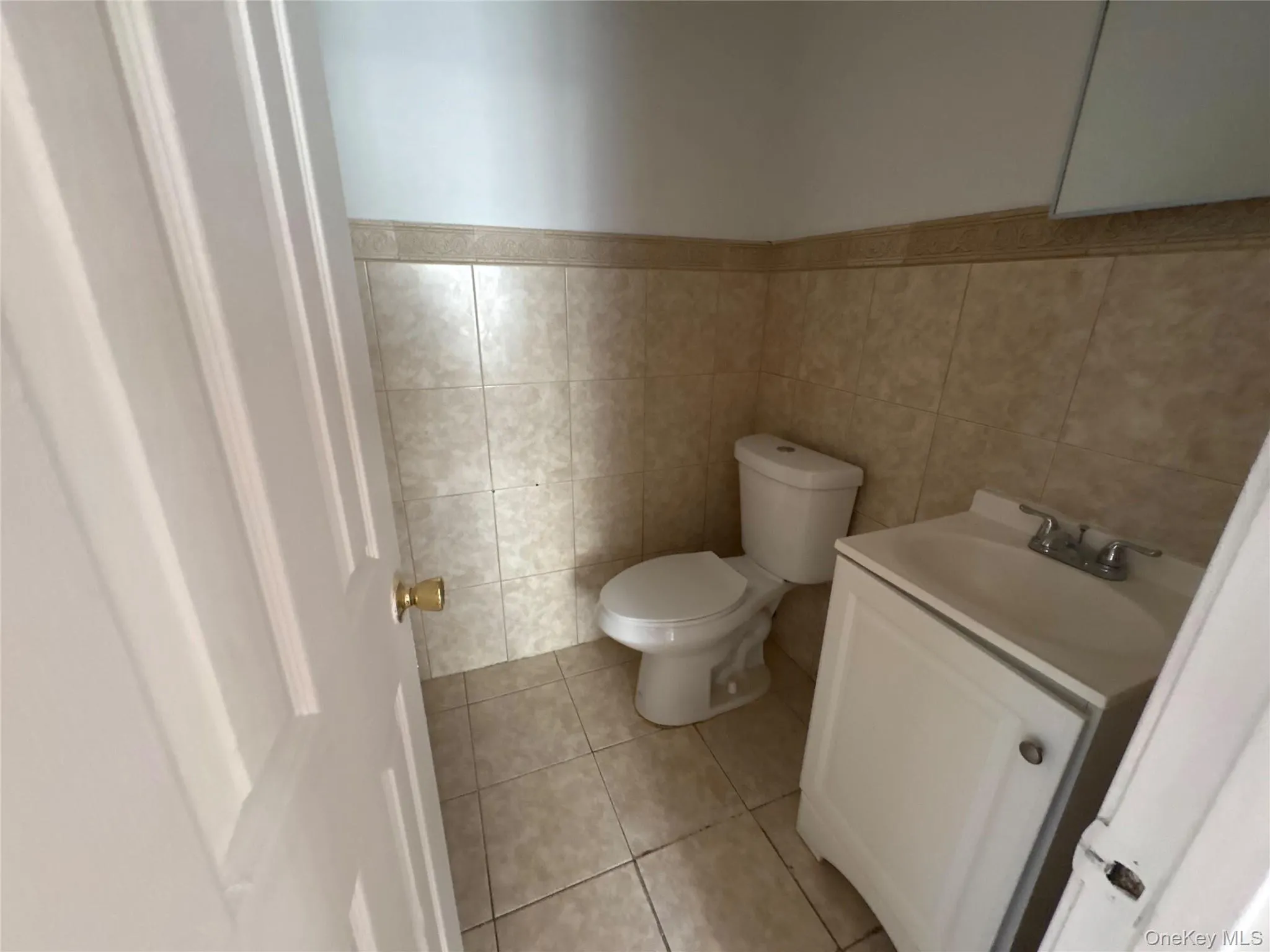 9082 180th Street, New York, NY, 4 Bedrooms Bedrooms, 10 Rooms Rooms,2 BathroomsBathrooms,Residential Lease,For Rent,180th,0,1066340 9082 180th Street, New York, NY, 4 Bedrooms Bedrooms, 10 Rooms Rooms,2 BathroomsBathrooms,Residential Lease,For Rent,180th,0,1066340