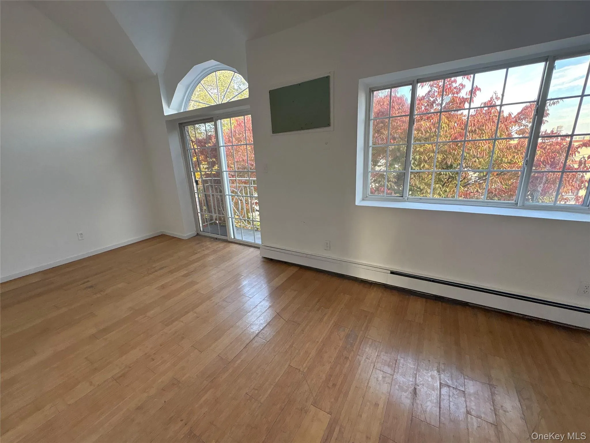 9082 180th Street, New York, NY, 4 Bedrooms Bedrooms, 10 Rooms Rooms,2 BathroomsBathrooms,Residential Lease,For Rent,180th,0,1066340 9082 180th Street, New York, NY, 4 Bedrooms Bedrooms, 10 Rooms Rooms,2 BathroomsBathrooms,Residential Lease,For Rent,180th,0,1066340
