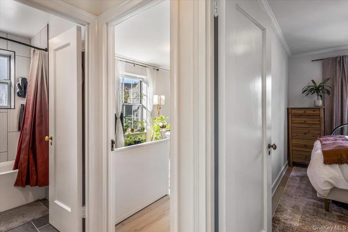 56-07 31st Avenue, New York, NY, 2 Bedrooms Bedrooms, 4 Rooms Rooms,1 BathroomBathrooms,Residential,For Rent,31st,0,1066343 56-07 31st Avenue, New York, NY, 2 Bedrooms Bedrooms, 4 Rooms Rooms,1 BathroomBathrooms,Residential,For Rent,31st,0,1066343