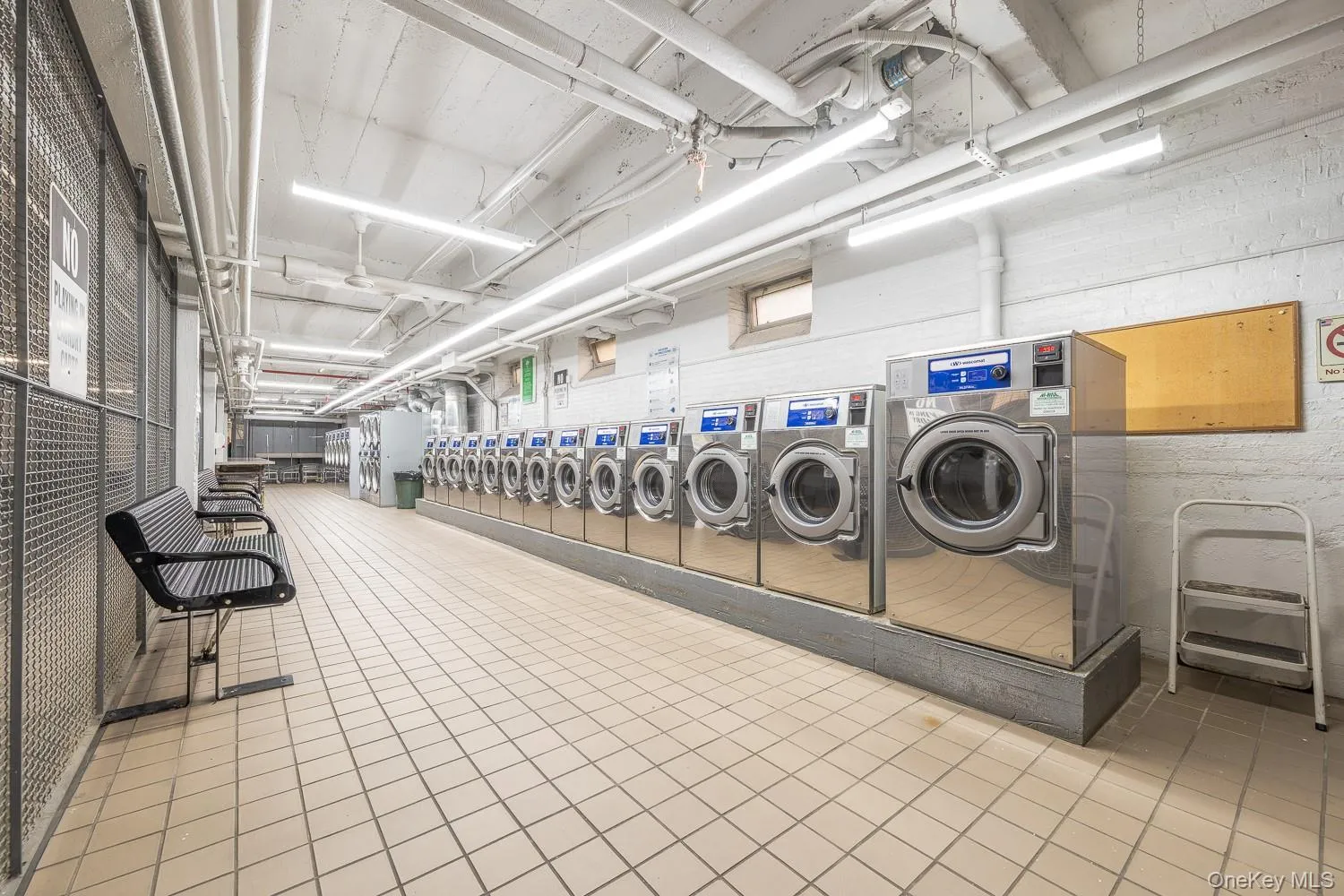 56-07 31st Avenue, New York, NY, 2 Bedrooms Bedrooms, 4 Rooms Rooms,1 BathroomBathrooms,Residential,For Rent,31st,0,1066343 56-07 31st Avenue, New York, NY, 2 Bedrooms Bedrooms, 4 Rooms Rooms,1 BathroomBathrooms,Residential,For Rent,31st,0,1066343