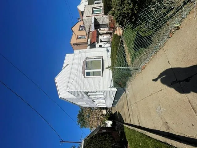13522 232nd Street, New York, NY, 4 Bedrooms Bedrooms, 7 Rooms Rooms,3 BathroomsBathrooms,Residential Lease,For Rent,232nd,0,1066366 13522 232nd Street, New York, NY, 4 Bedrooms Bedrooms, 7 Rooms Rooms,3 BathroomsBathrooms,Residential Lease,For Rent,232nd,0,1066366