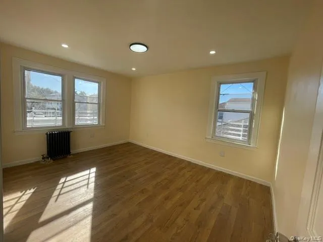 13522 232nd Street, New York, NY, 4 Bedrooms Bedrooms, 7 Rooms Rooms,3 BathroomsBathrooms,Residential Lease,For Rent,232nd,0,1066366 13522 232nd Street, New York, NY, 4 Bedrooms Bedrooms, 7 Rooms Rooms,3 BathroomsBathrooms,Residential Lease,For Rent,232nd,0,1066366