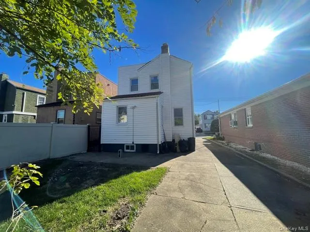 13522 232nd Street, New York, NY, 4 Bedrooms Bedrooms, 7 Rooms Rooms,3 BathroomsBathrooms,Residential Lease,For Rent,232nd,0,1066366 13522 232nd Street, New York, NY, 4 Bedrooms Bedrooms, 7 Rooms Rooms,3 BathroomsBathrooms,Residential Lease,For Rent,232nd,0,1066366