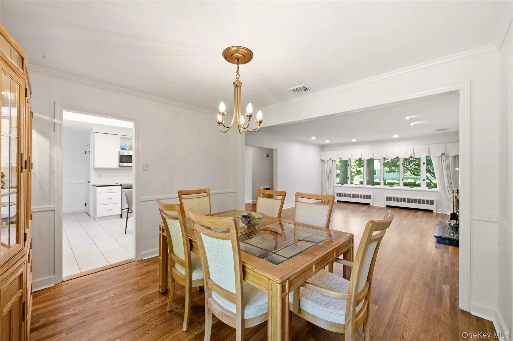65 Drohan Street, Huntington, NY, 4 Bedrooms Bedrooms, 8 Rooms Rooms,3 BathroomsBathrooms,Residential,For Rent,Drohan,0,1066367 65 Drohan Street, Huntington, NY, 4 Bedrooms Bedrooms, 8 Rooms Rooms,3 BathroomsBathrooms,Residential,For Rent,Drohan,0,1066367