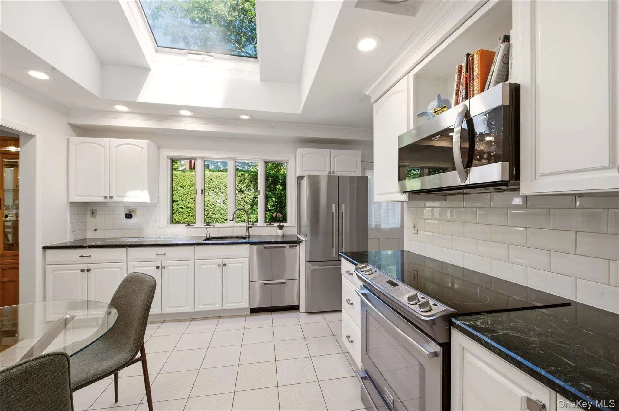 65 Drohan Street, Huntington, NY, 4 Bedrooms Bedrooms, 8 Rooms Rooms,3 BathroomsBathrooms,Residential,For Rent,Drohan,0,1066367 65 Drohan Street, Huntington, NY, 4 Bedrooms Bedrooms, 8 Rooms Rooms,3 BathroomsBathrooms,Residential,For Rent,Drohan,0,1066367