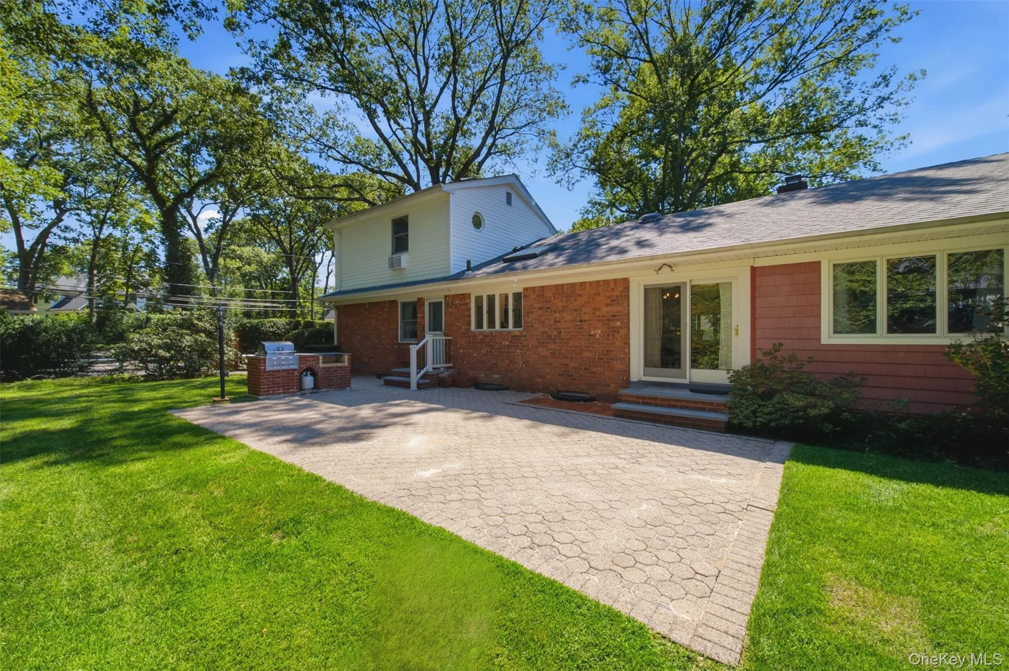 65 Drohan Street, Huntington, NY, 4 Bedrooms Bedrooms, 8 Rooms Rooms,3 BathroomsBathrooms,Residential,For Rent,Drohan,0,1066367 65 Drohan Street, Huntington, NY, 4 Bedrooms Bedrooms, 8 Rooms Rooms,3 BathroomsBathrooms,Residential,For Rent,Drohan,0,1066367