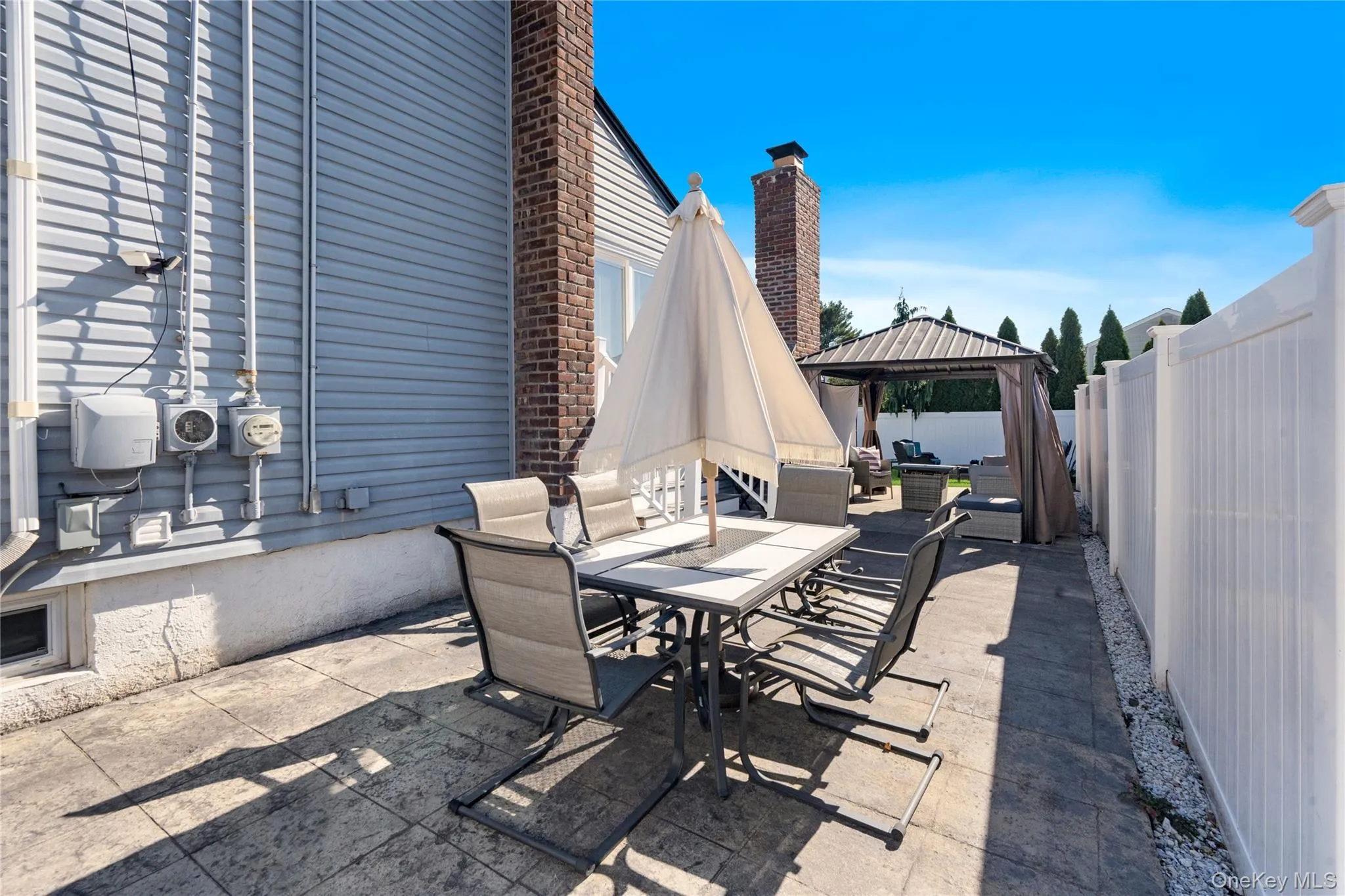 472 Atlanta Avenue, Oyster Bay, NY, 4 Bedrooms Bedrooms, 8 Rooms Rooms,2 BathroomsBathrooms,Residential,For Rent,Atlanta,0,1066395 472 Atlanta Avenue, Oyster Bay, NY, 4 Bedrooms Bedrooms, 8 Rooms Rooms,2 BathroomsBathrooms,Residential,For Rent,Atlanta,0,1066395