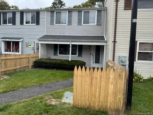 216 Hill Rise, Riverhead, NY , With , 3 Bedroom , and , 6 Room , 1 Bathroom , For , Residential Lease , For Rent , 1066436 , MLSID,1066436 216 Hill Rise, Riverhead, NY , With , 3 Bedroom , and , 6 Room , 1 Bathroom , For , Residential Lease , For Rent , 1066436 , MLSID,1066436