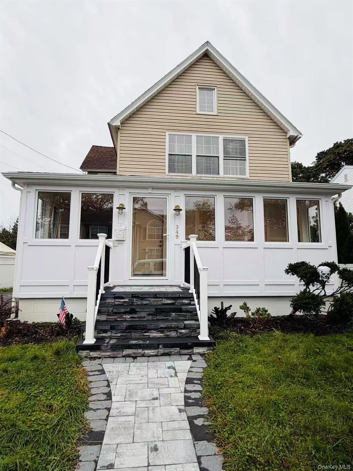 349 4th Street, Babylon, NY , With , 4 Bedroom , and , 8 Room , 2 Bathroom , For , Residential Lease , For Rent , 1066443 , MLSID,1066443 349 4th Street, Babylon, NY , With , 4 Bedroom , and , 8 Room , 2 Bathroom , For , Residential Lease , For Rent , 1066443 , MLSID,1066443