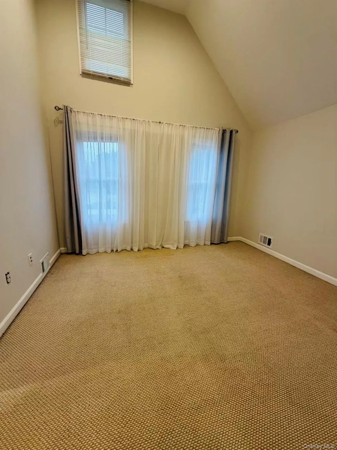 349 4th Street, Babylon, NY , With , 4 Bedroom , and , 8 Room , 2 Bathroom , For , Residential Lease , For Rent , 1066443 , MLSID,1066443 349 4th Street, Babylon, NY , With , 4 Bedroom , and , 8 Room , 2 Bathroom , For , Residential Lease , For Rent , 1066443 , MLSID,1066443