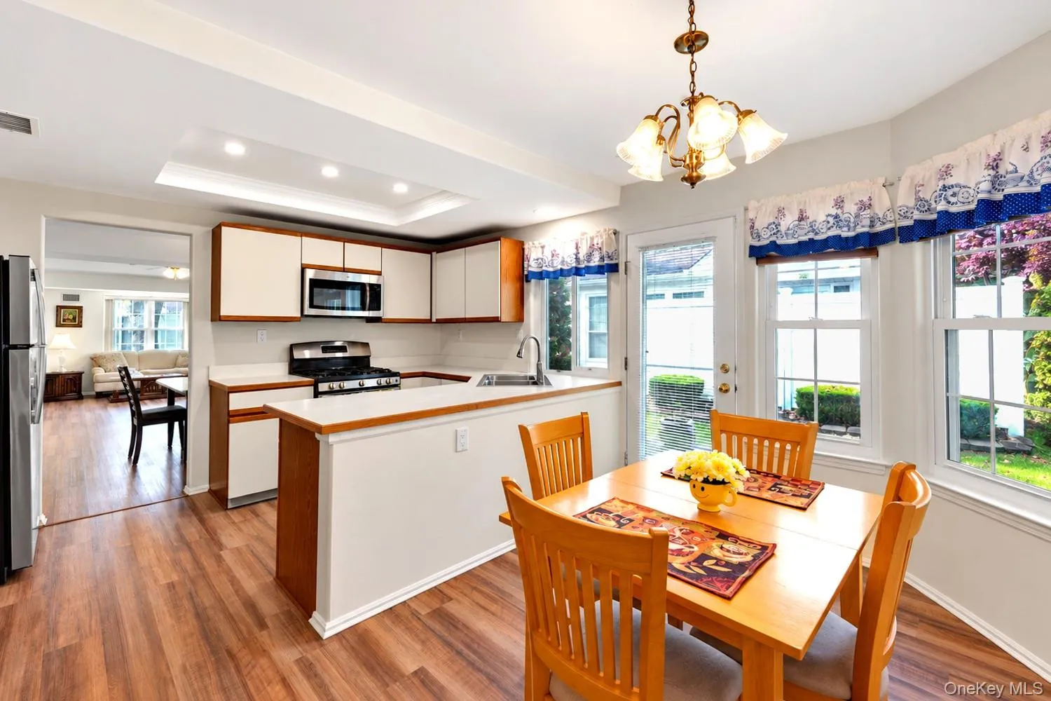 277 Glen Drive, Brookhaven, NY, 2 Bedrooms Bedrooms, 4 Rooms Rooms,2 BathroomsBathrooms,Residential,For Rent,Glen,0,1066493 277 Glen Drive, Brookhaven, NY, 2 Bedrooms Bedrooms, 4 Rooms Rooms,2 BathroomsBathrooms,Residential,For Rent,Glen,0,1066493