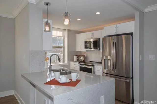 1100 Avalon Street, Glen Cove, NY , With , 2 Bedroom , and , 5 Room , 2 Bathroom , For , Residential Lease , For Rent , 1066500 , MLSID,1066500 1100 Avalon Street, Glen Cove, NY , With , 2 Bedroom , and , 5 Room , 2 Bathroom , For , Residential Lease , For Rent , 1066500 , MLSID,1066500