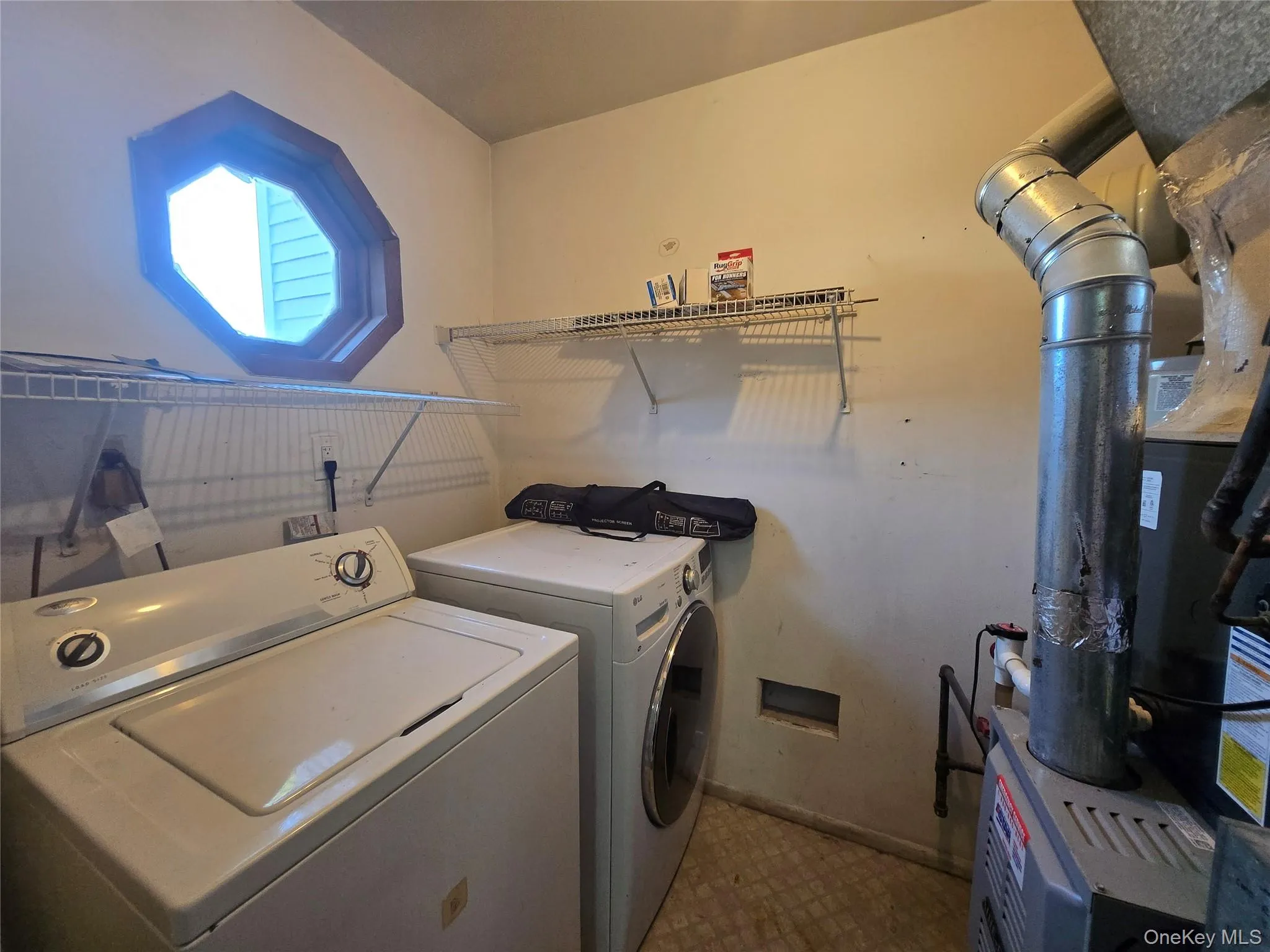 47 Birch Drive, Middletown, NY , With , 3 Bedroom , and , 5 Room , 2 Bathroom , For , Residential Lease , For Rent , 1066553 , MLSID,1066553 47 Birch Drive, Middletown, NY , With , 3 Bedroom , and , 5 Room , 2 Bathroom , For , Residential Lease , For Rent , 1066553 , MLSID,1066553