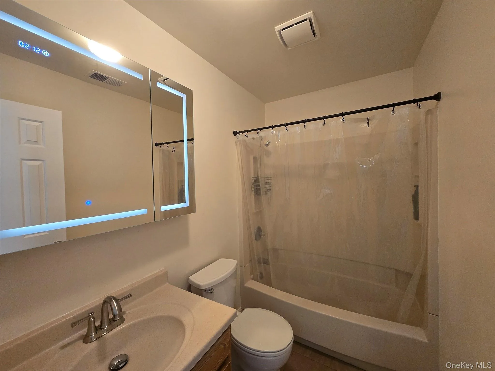 47 Birch Drive, Middletown, NY , With , 3 Bedroom , and , 5 Room , 2 Bathroom , For , Residential Lease , For Rent , 1066553 , MLSID,1066553 47 Birch Drive, Middletown, NY , With , 3 Bedroom , and , 5 Room , 2 Bathroom , For , Residential Lease , For Rent , 1066553 , MLSID,1066553