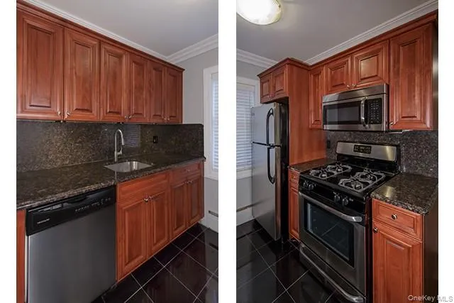 1355 Roanoke Avenue, Riverhead, NY , With , 1 Bedroom , and , 4 Room , 1 Bathroom , For , Residential Lease , For Rent , 1066622 , MLSID,1066622 1355 Roanoke Avenue, Riverhead, NY , With , 1 Bedroom , and , 4 Room , 1 Bathroom , For , Residential Lease , For Rent , 1066622 , MLSID,1066622