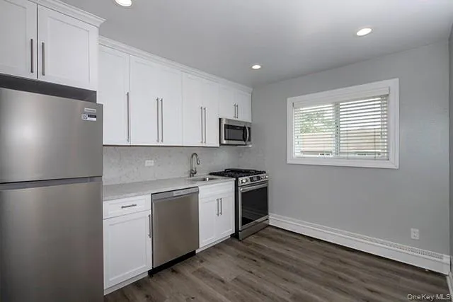 100 Friendly Court, Babylon, NY , With , 1 Bedroom , and , 4 Room , 1 Bathroom , For , Residential Lease , For Rent , 1066628 , MLSID,1066628 100 Friendly Court, Babylon, NY , With , 1 Bedroom , and , 4 Room , 1 Bathroom , For , Residential Lease , For Rent , 1066628 , MLSID,1066628