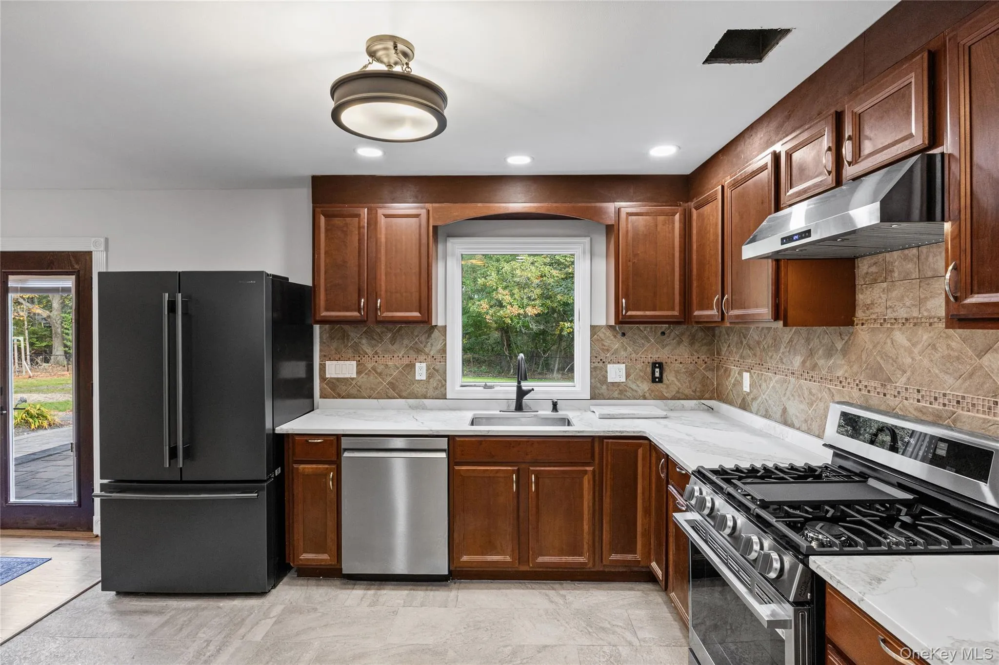 9 Pleasant View Road, Brookhaven, NY, 3 Bedrooms Bedrooms, 6 Rooms Rooms,1 BathroomBathrooms,Residential,For Rent,Pleasant View,0,1066649 9 Pleasant View Road, Brookhaven, NY, 3 Bedrooms Bedrooms, 6 Rooms Rooms,1 BathroomBathrooms,Residential,For Rent,Pleasant View,0,1066649