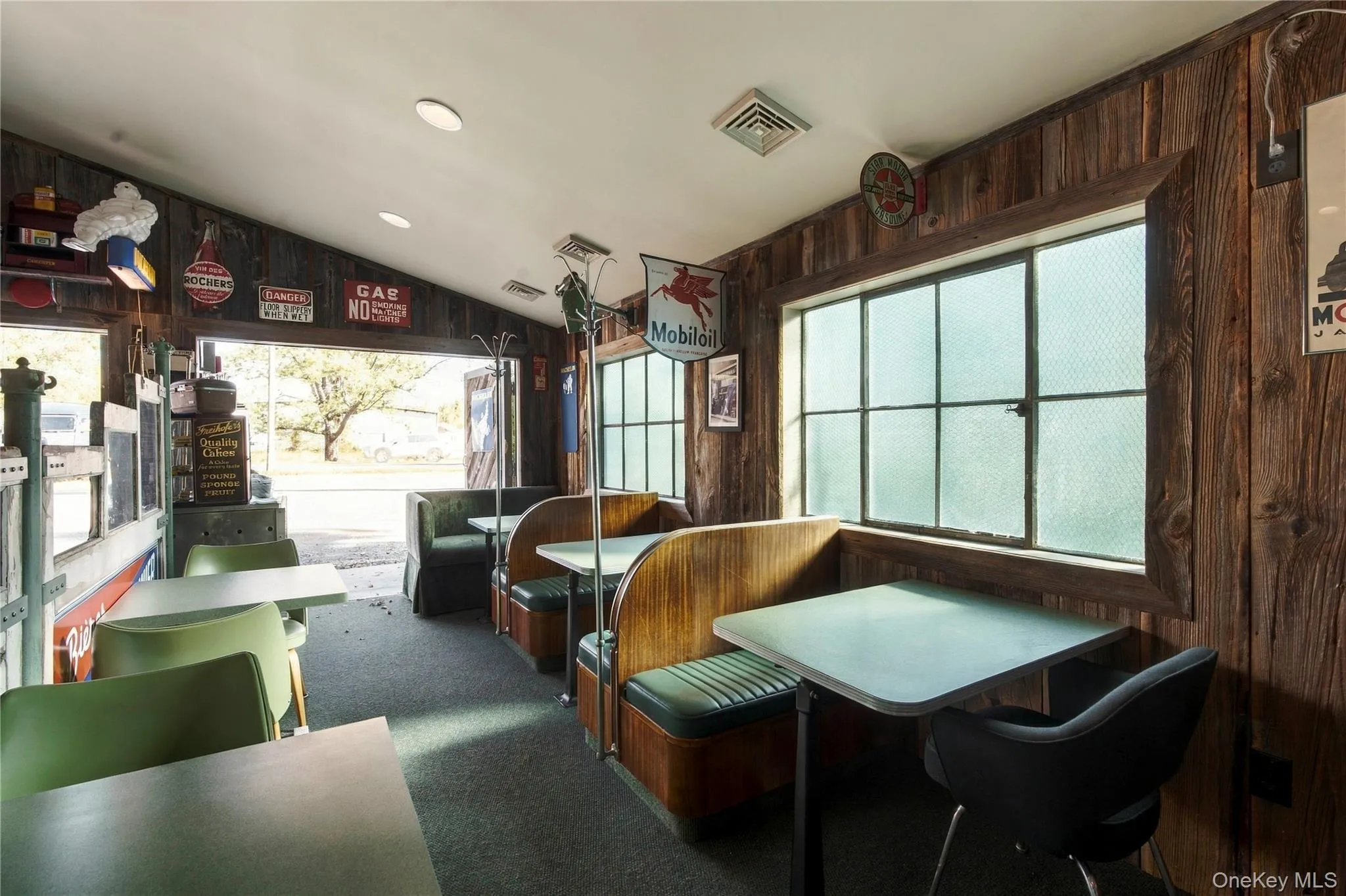 47 Old Post Road, Ghent, NY, 9 Rooms Rooms,1 BathroomBathrooms,Residential,For Rent,Old Post,0,1066723 47 Old Post Road, Ghent, NY, 9 Rooms Rooms,1 BathroomBathrooms,Residential,For Rent,Old Post,0,1066723
